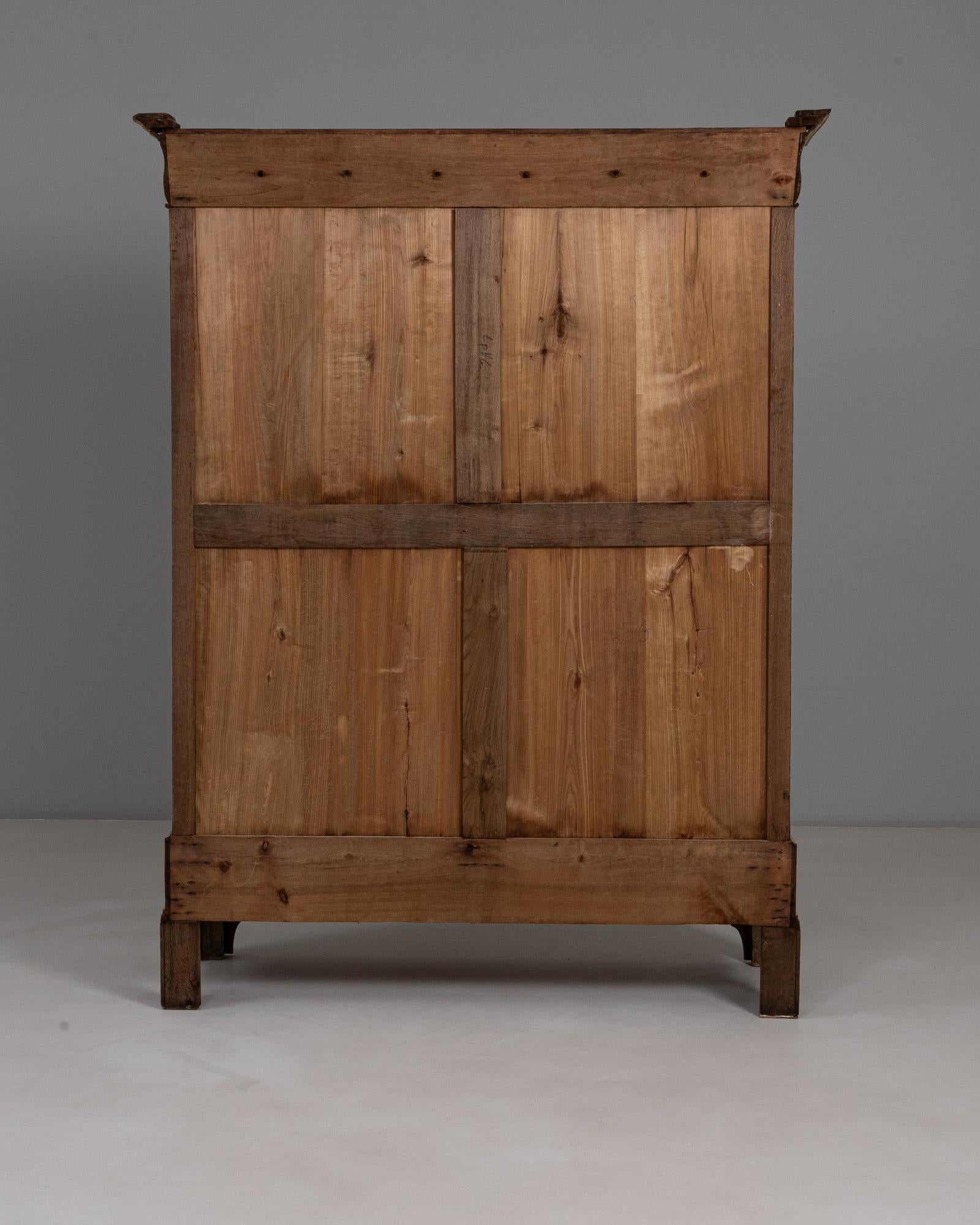 1880er Jahre Französisch Provincial Eiche Vitrine mit Glastüren im Angebot 9