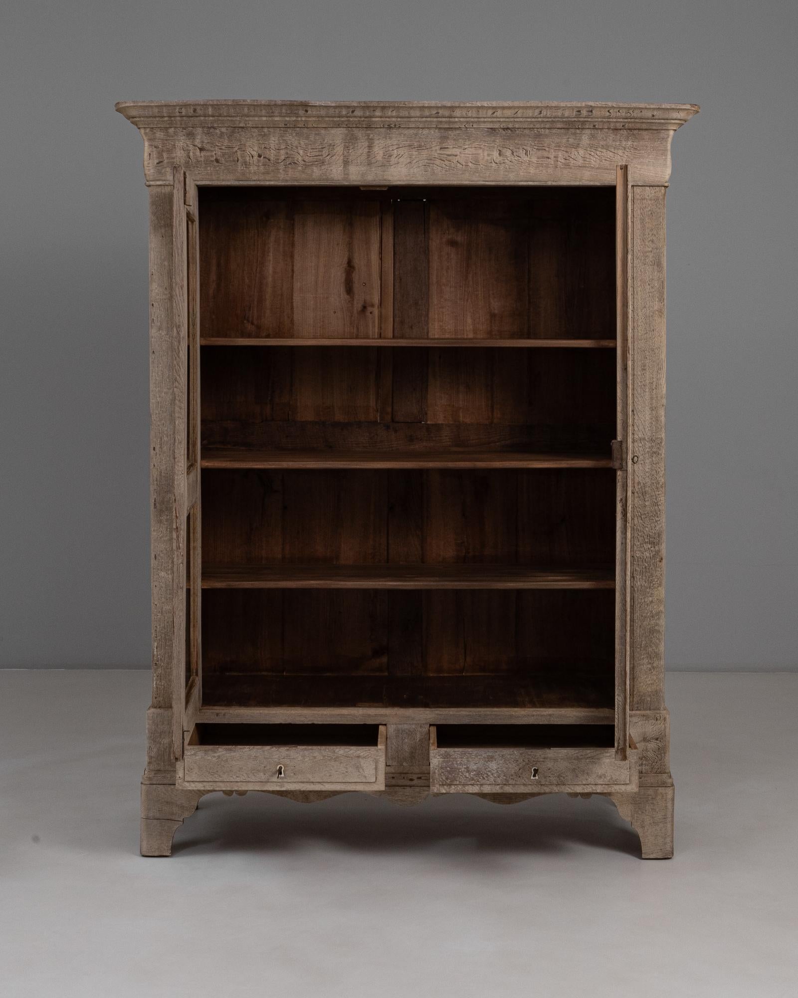 1880er Jahre Französisch Provincial Eiche Vitrine mit Glastüren (Französische Provence) im Angebot