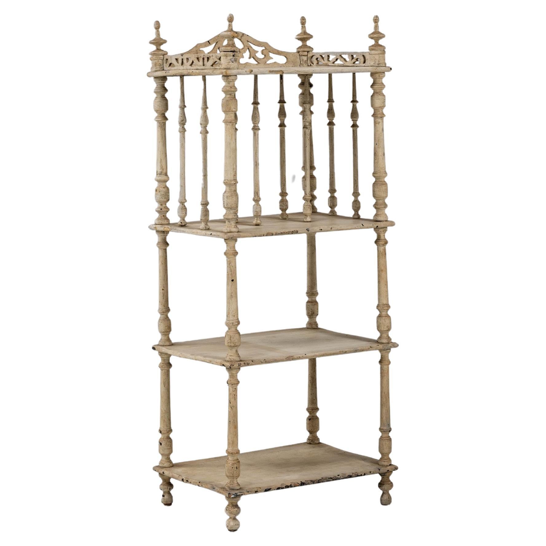 Etagère en chêne patiné blanc français des années 1880