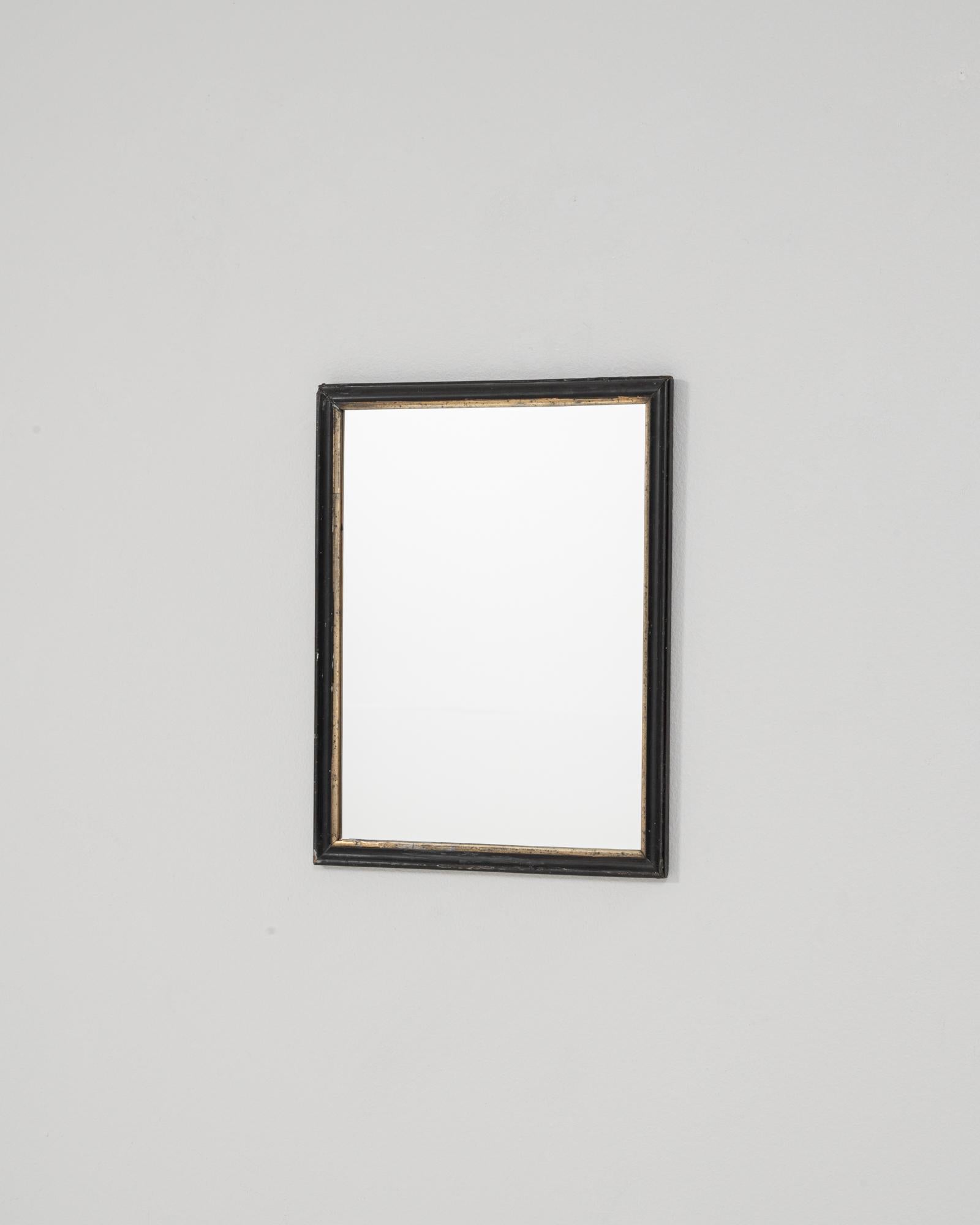 Miroir en bois français des années 1880 patiné noir Bon état - En vente à High Point, NC