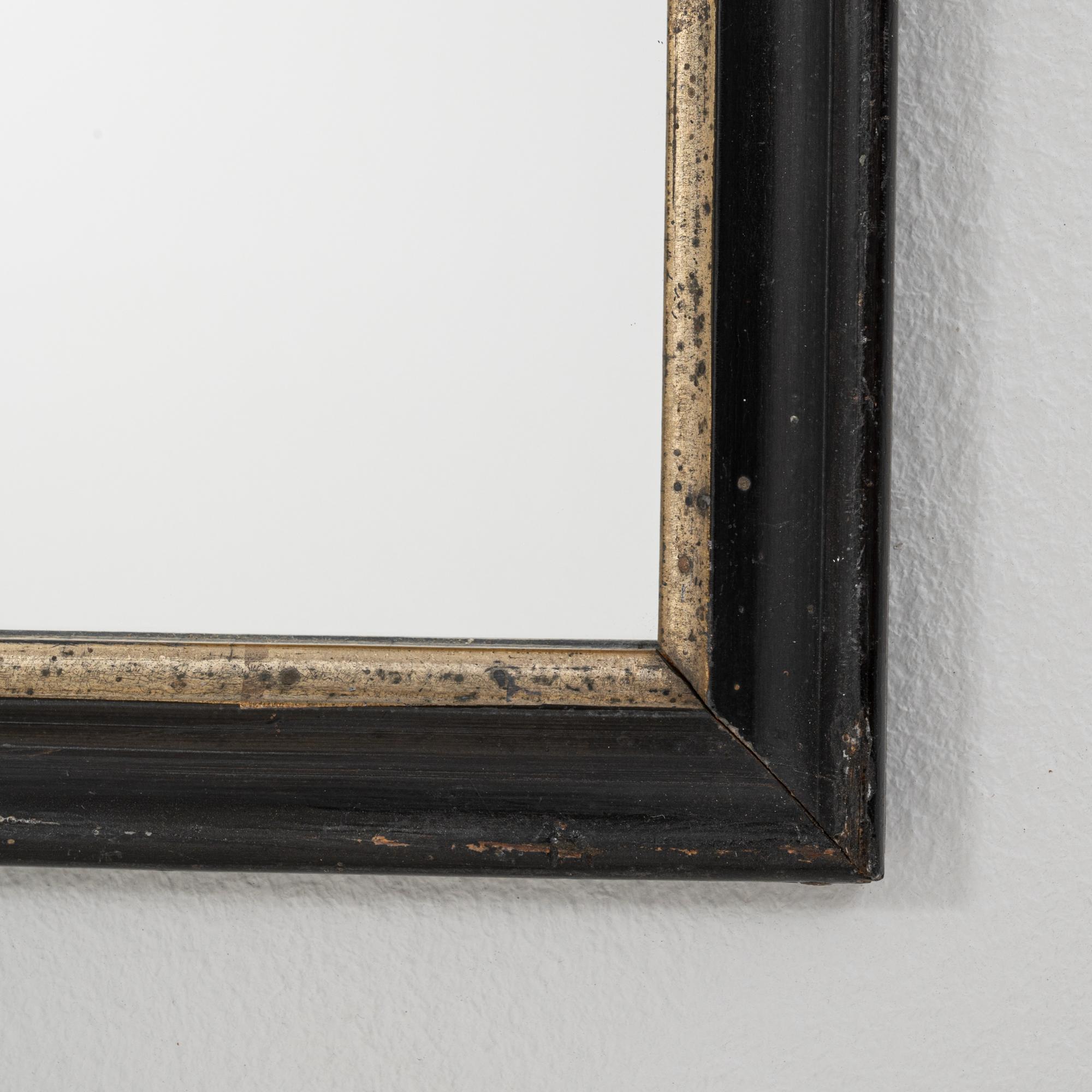 Miroir en bois français des années 1880 patiné noir en vente 3