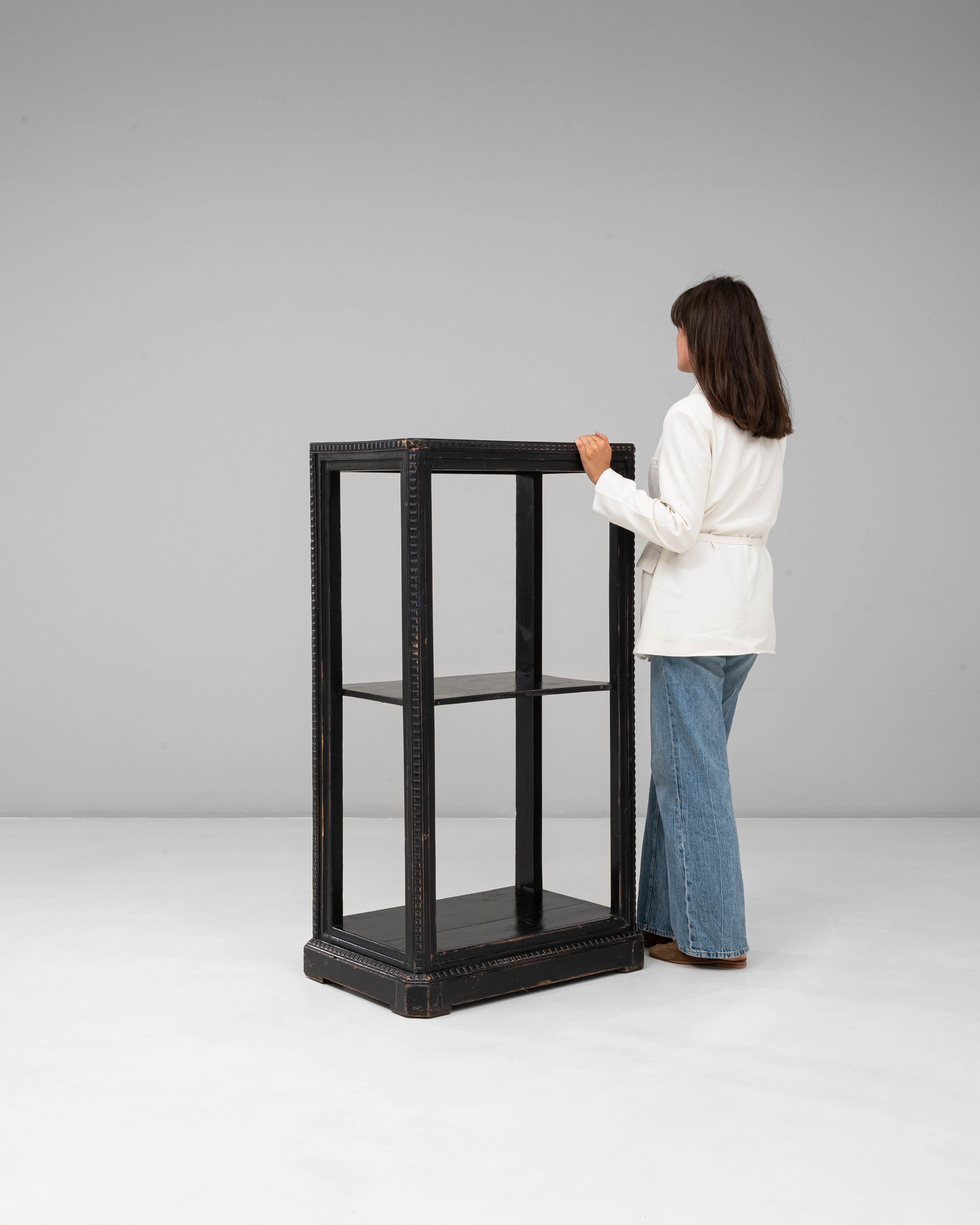 Legno Libreria francese in legno del 1880 con patina originale in vendita