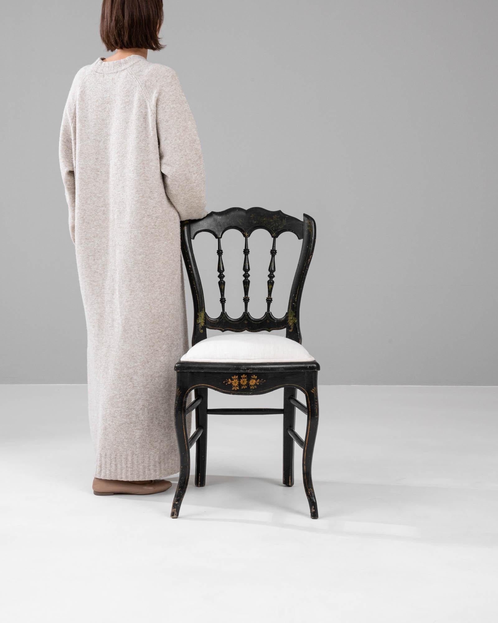 Français Chaise française des années 1880 avec assise tapissée en vente