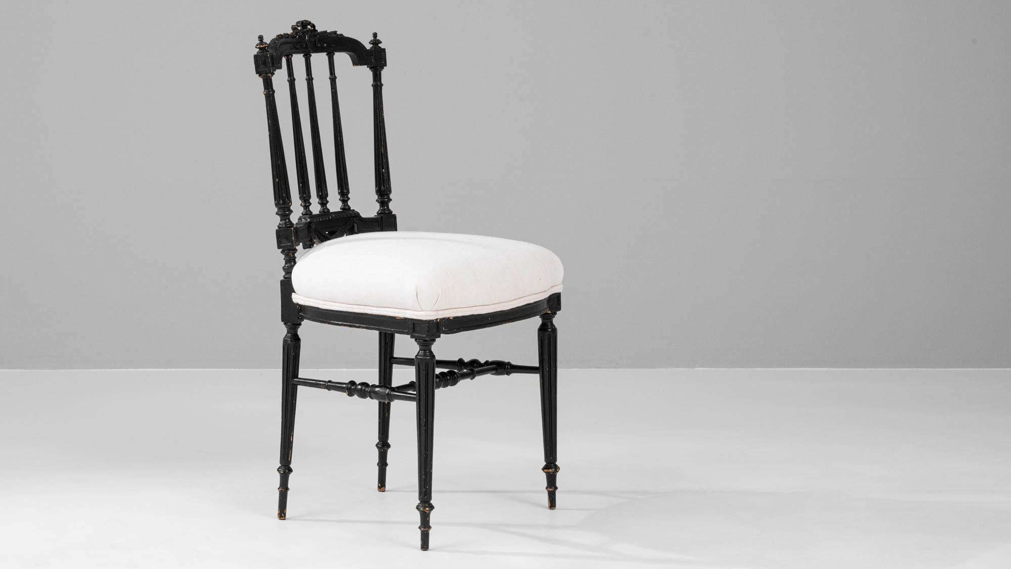 1880s French Wooden Chair With Upholstered Seat For Sale 4