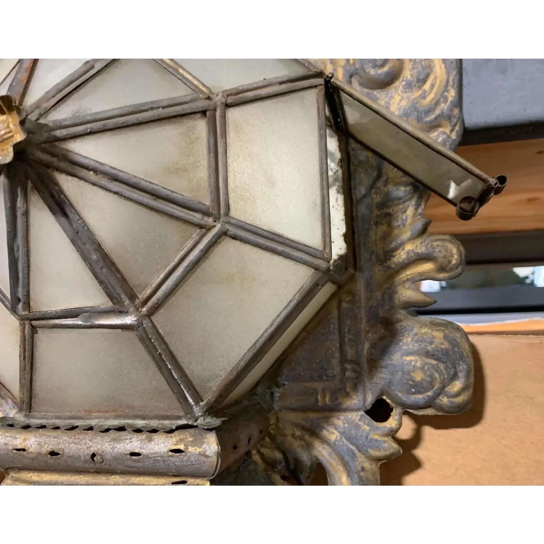 Calco Coppia di lampade da parete in vetro del 1880 in vendita