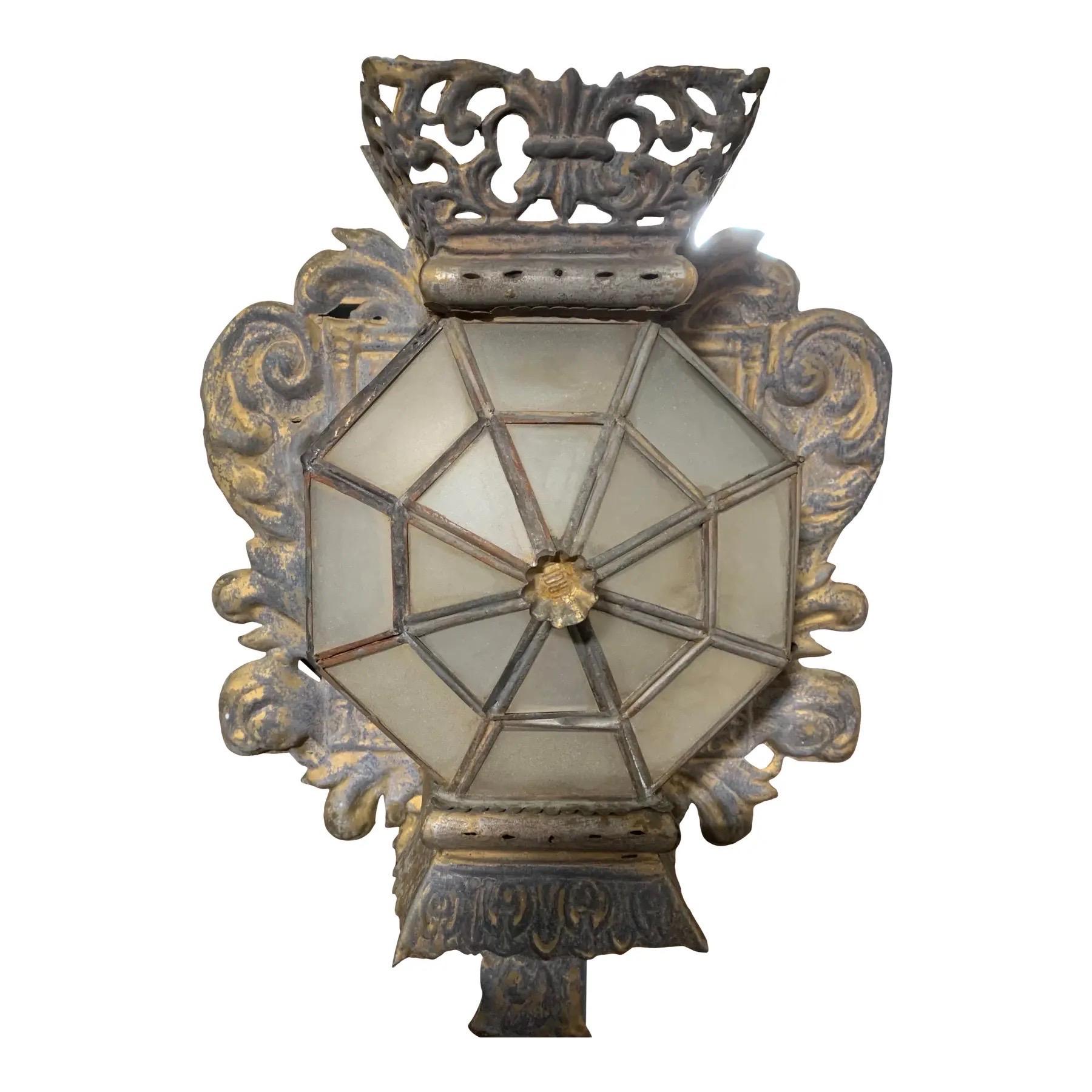 XIX secolo Coppia di lampade da parete in vetro del 1880 in vendita