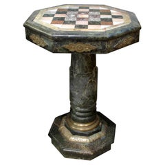 1880er Jahre Italienischer geschnitzter Marmor und Bronze Ormolu Achteckiger Beistelltisch/Pedestal