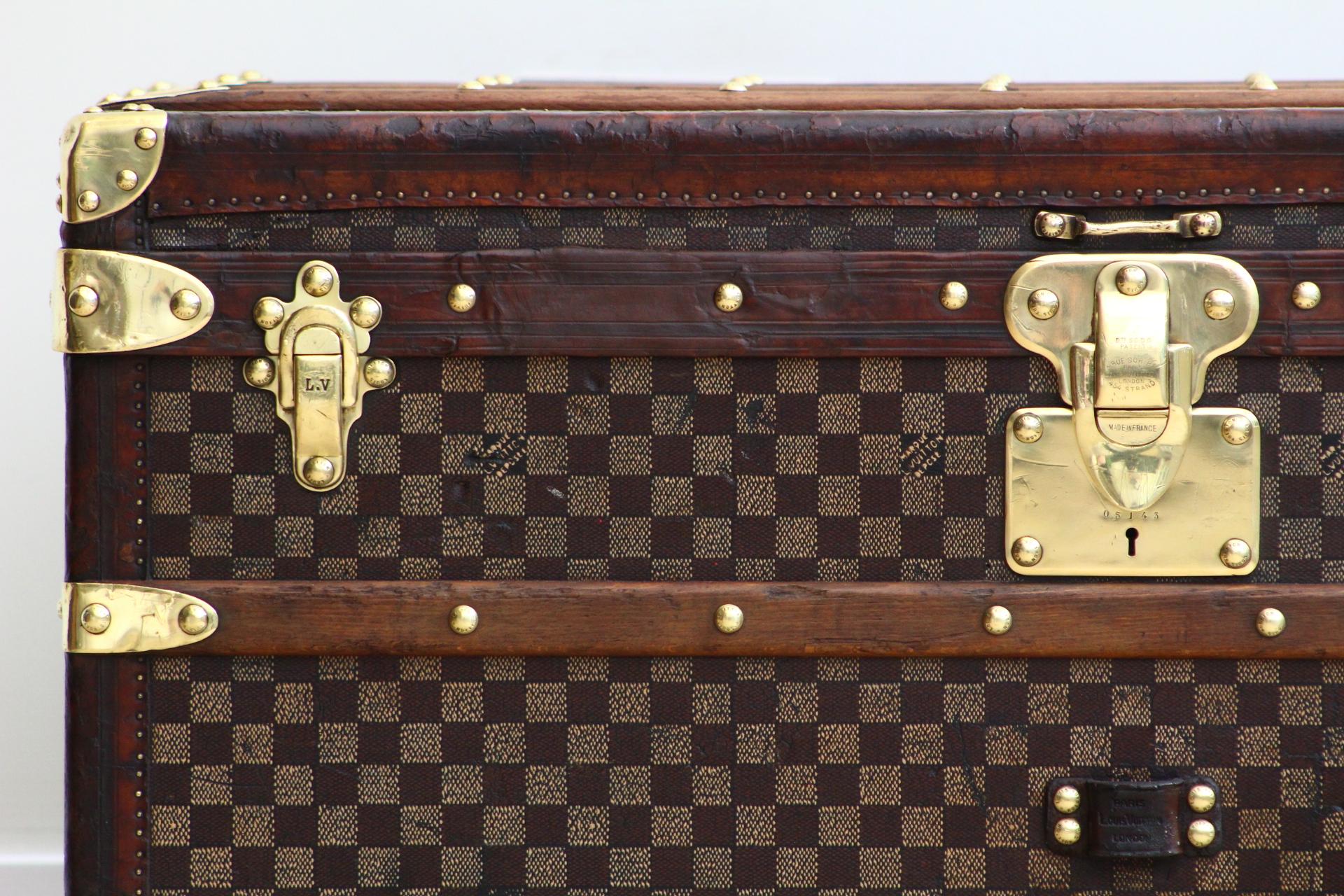 Louis Vuitton Damier Canvas Courier Koffer aus den 1880er Jahren  für Damen oder Herren im Angebot