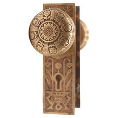 Juego de picaportes de paso de latón vernáculo de Nashua de la década de 1880