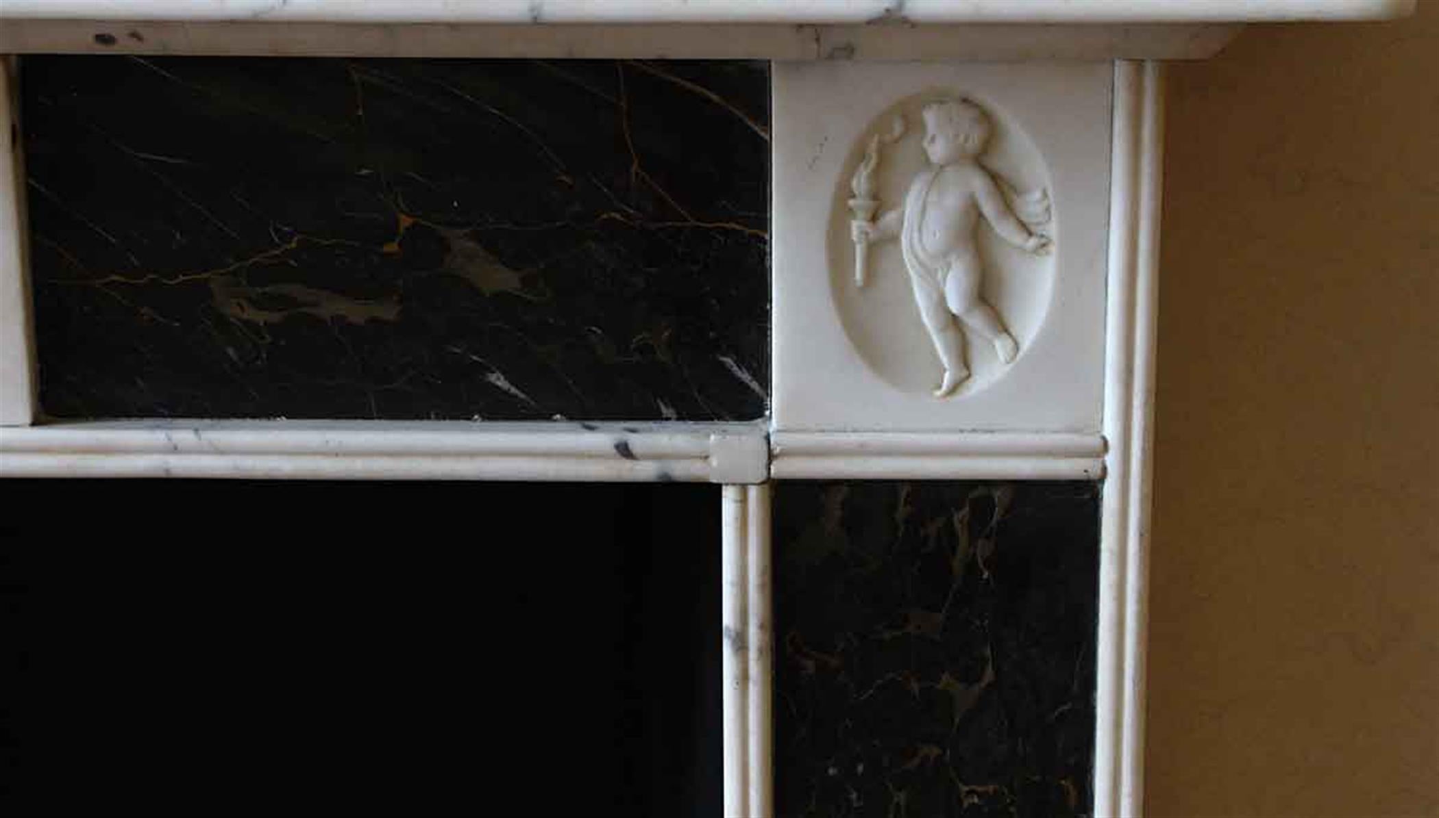 English Regency Marble Mantel Cherub Figures Waldorf Astoria Hotel  For Sale 4