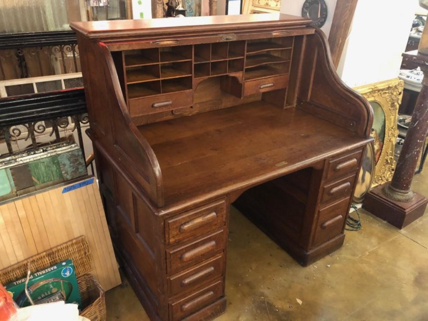 1880s Oak Roll Top Desk with Seven Drawers and Neat Cubbyhole Storage 1