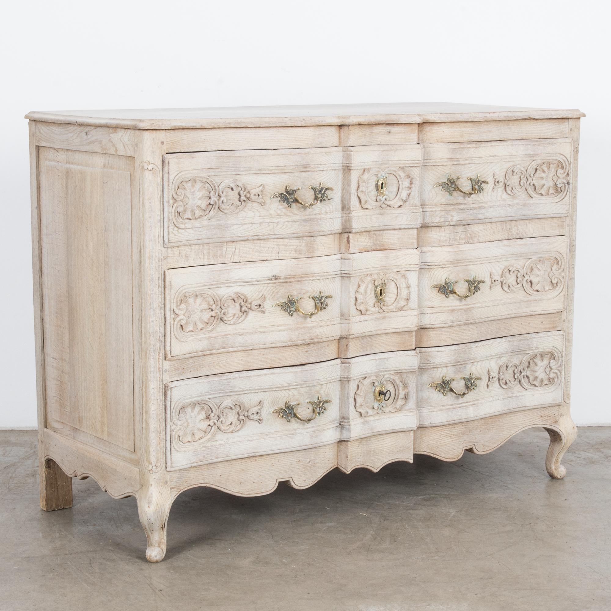 19th Century 1880s Rococo Chest of Drawers