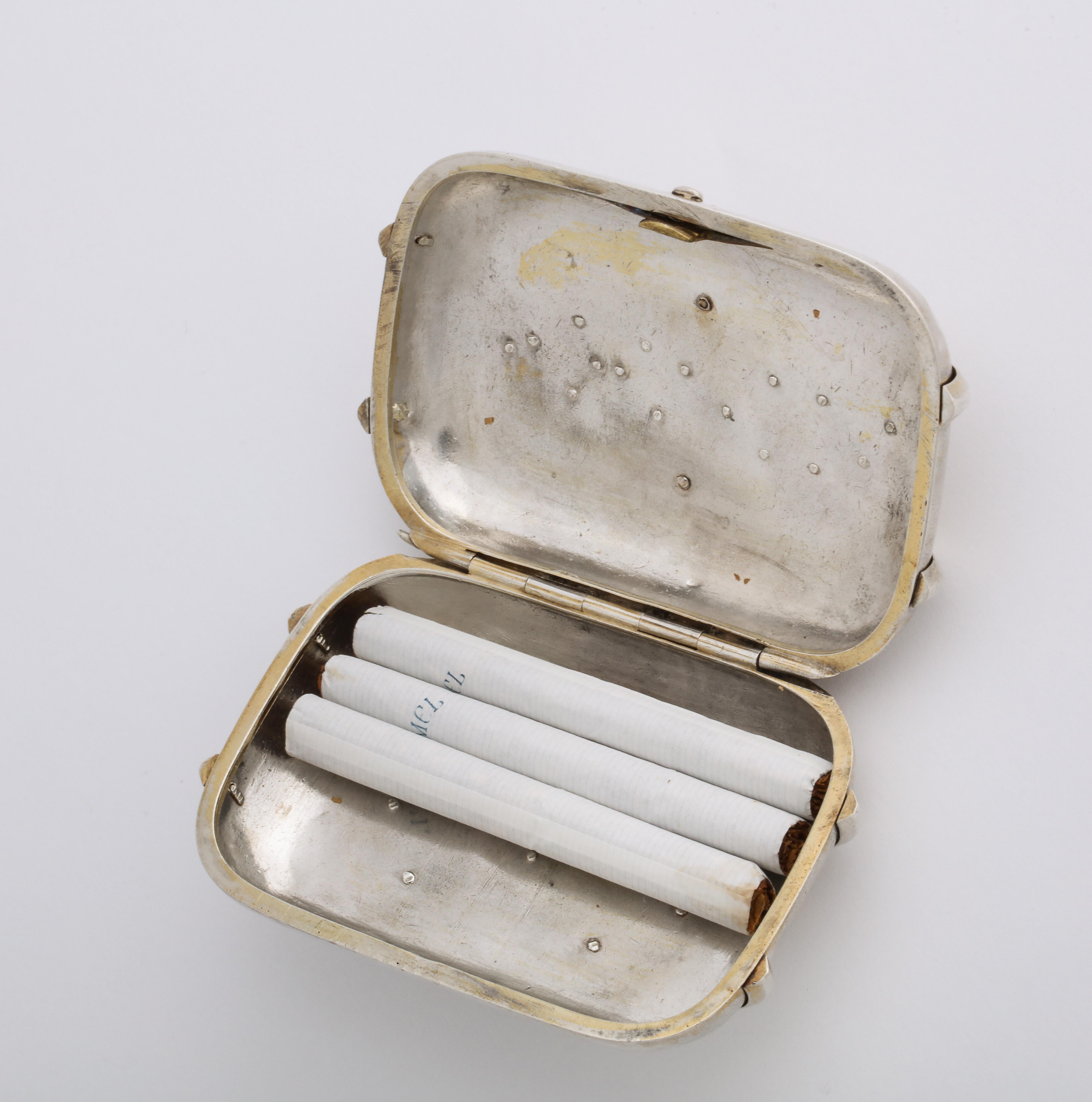 1880s Russian Silver Cigarette Case, St. Petersburg In Good Condition In St. Catharines, ON