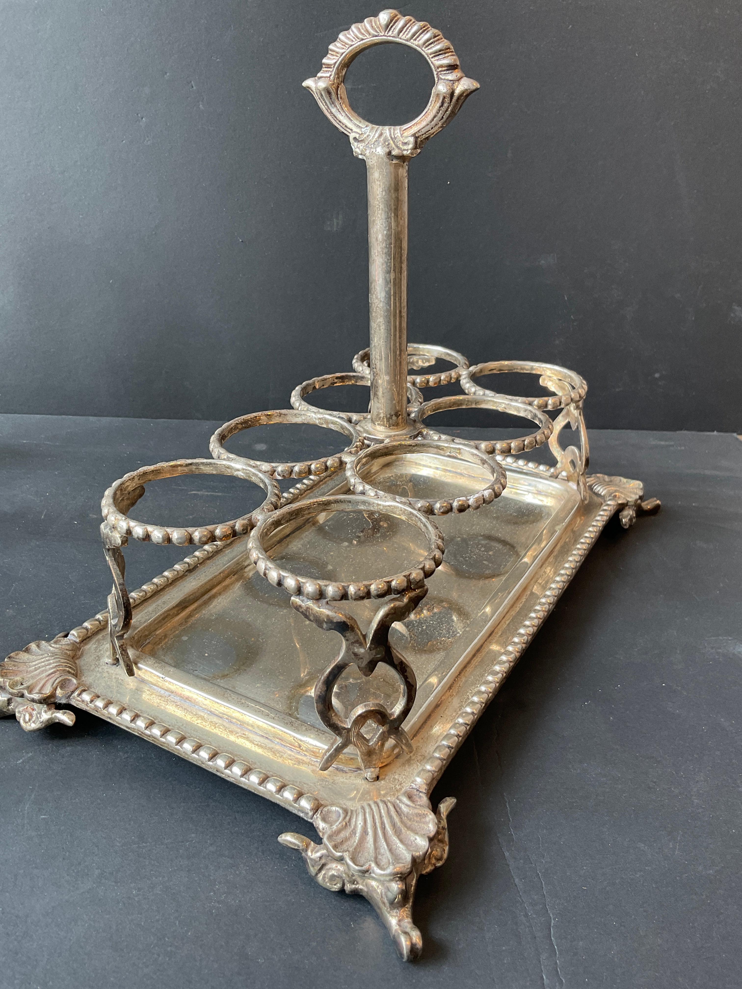 Set de 8 burettes en métal argenté des années 1880 en vente 6