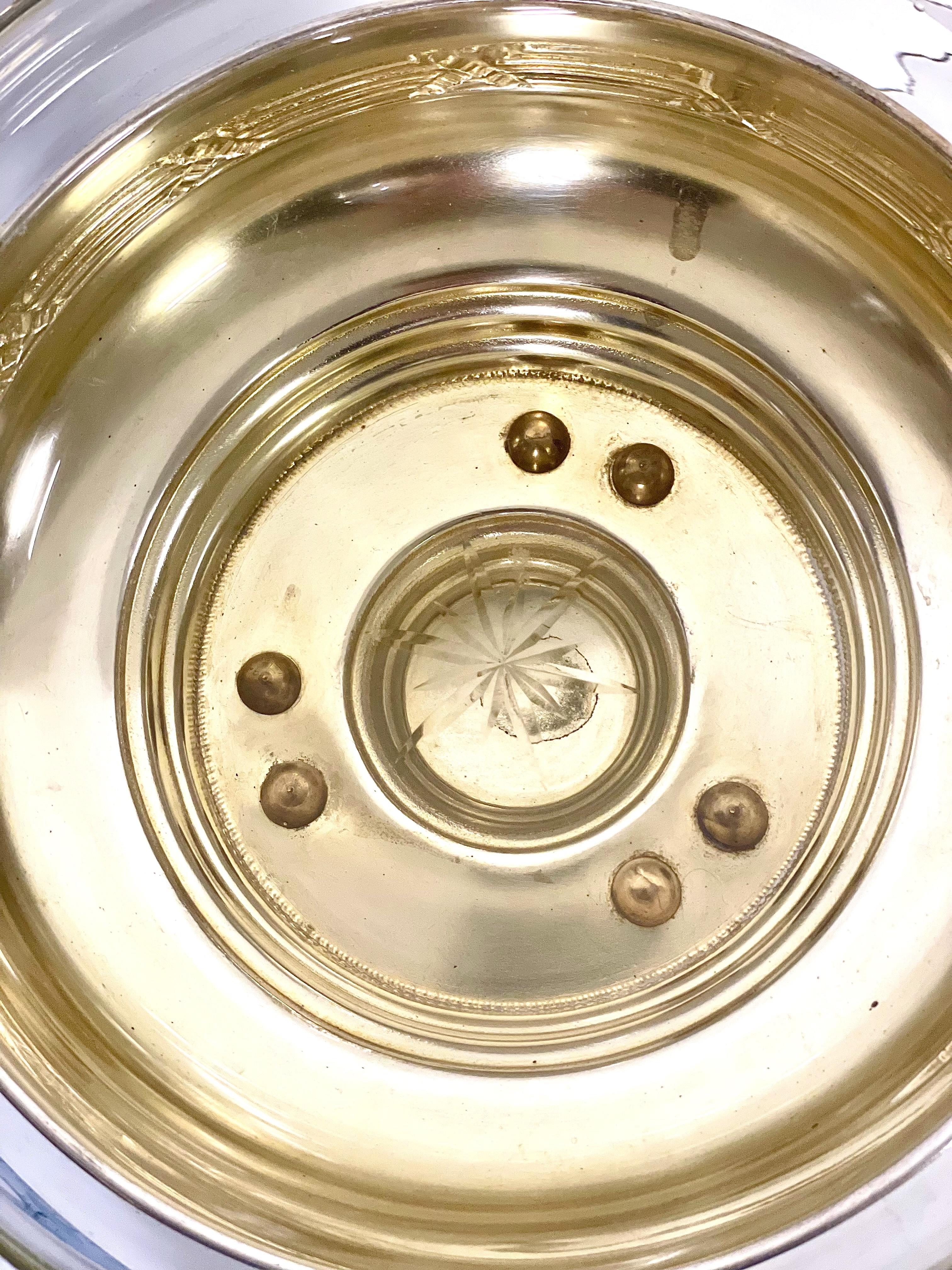 1880er versilbert & Kristall Tafelaufsatz im Angebot 6