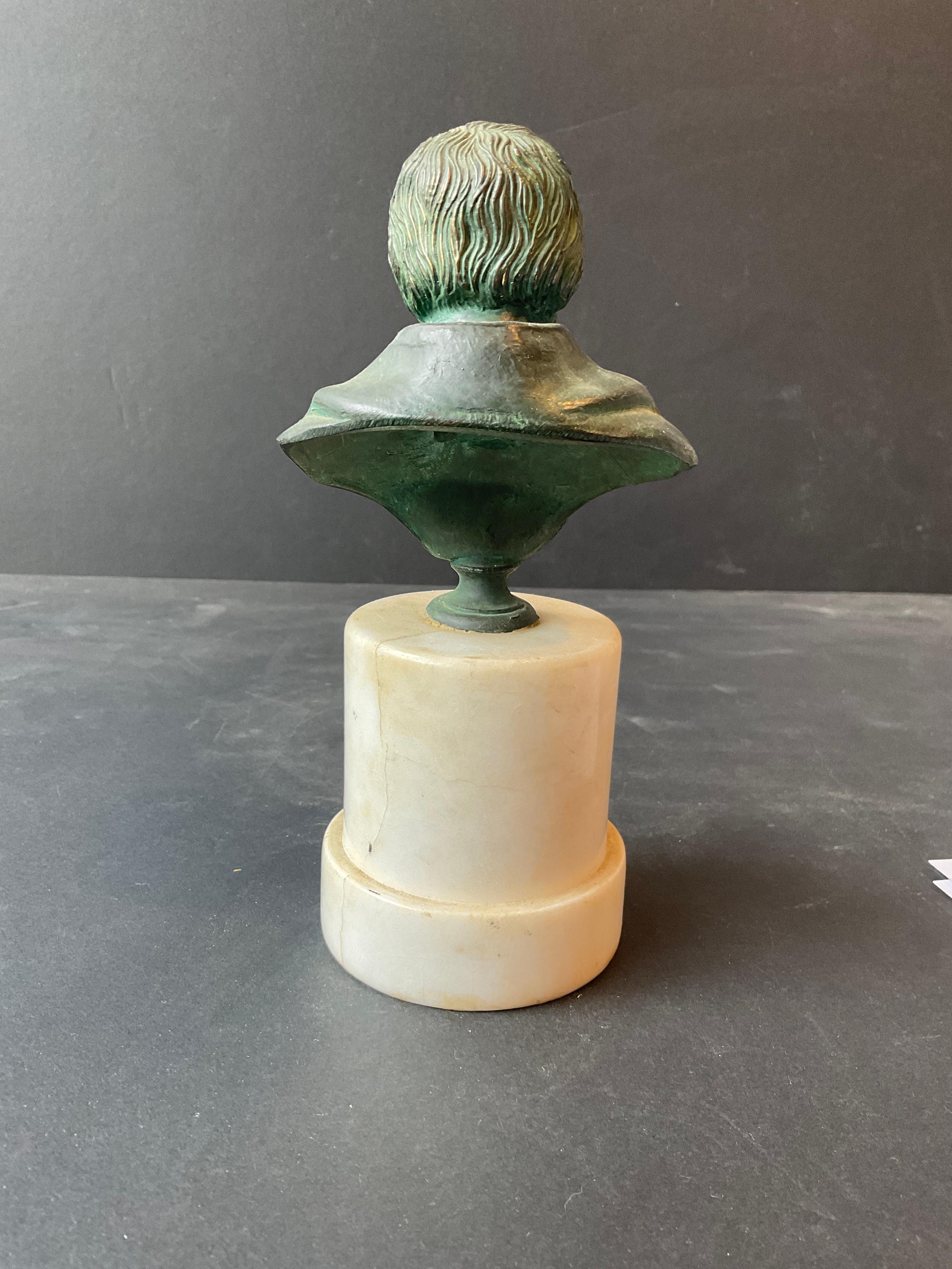 Fine XIX secolo Piccolo busto di bronzo francese di Napoleone del 1880 in vendita