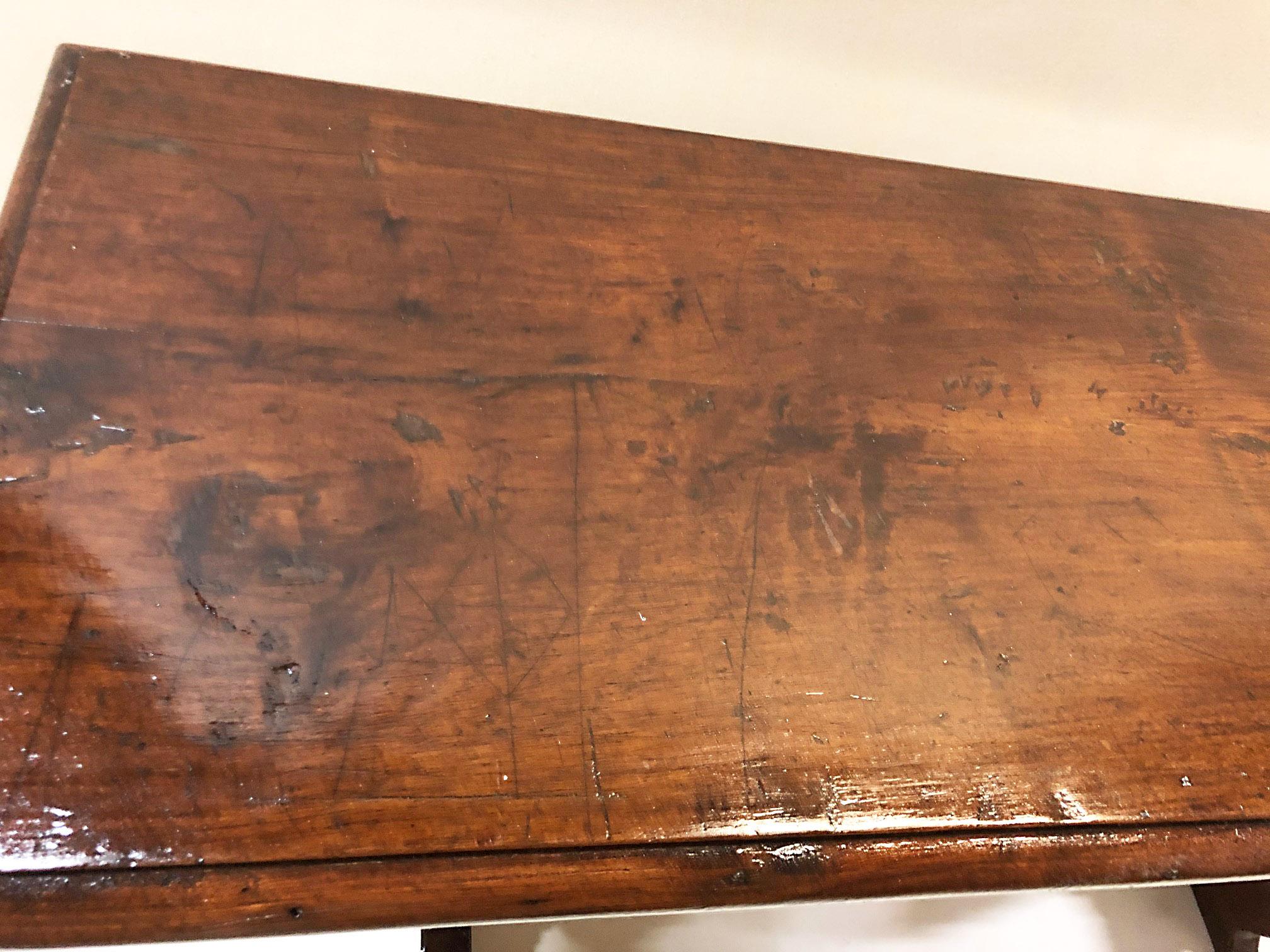 1880s Sofa Table, in Original Italian Antique Solid Walnut In Good Condition In Buggiano, IT