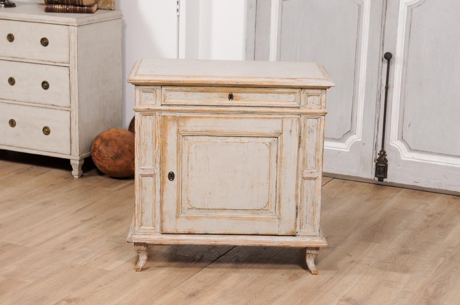 1880s Swedish Neutral Grey Painted Small Cabinet with Single Drawer over Door In Good Condition For Sale In Atlanta, GA