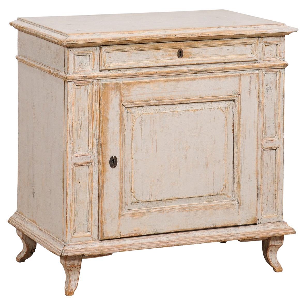 1880s Swedish Neutral Grey Painted Small Cabinet with Single Drawer over Door For Sale