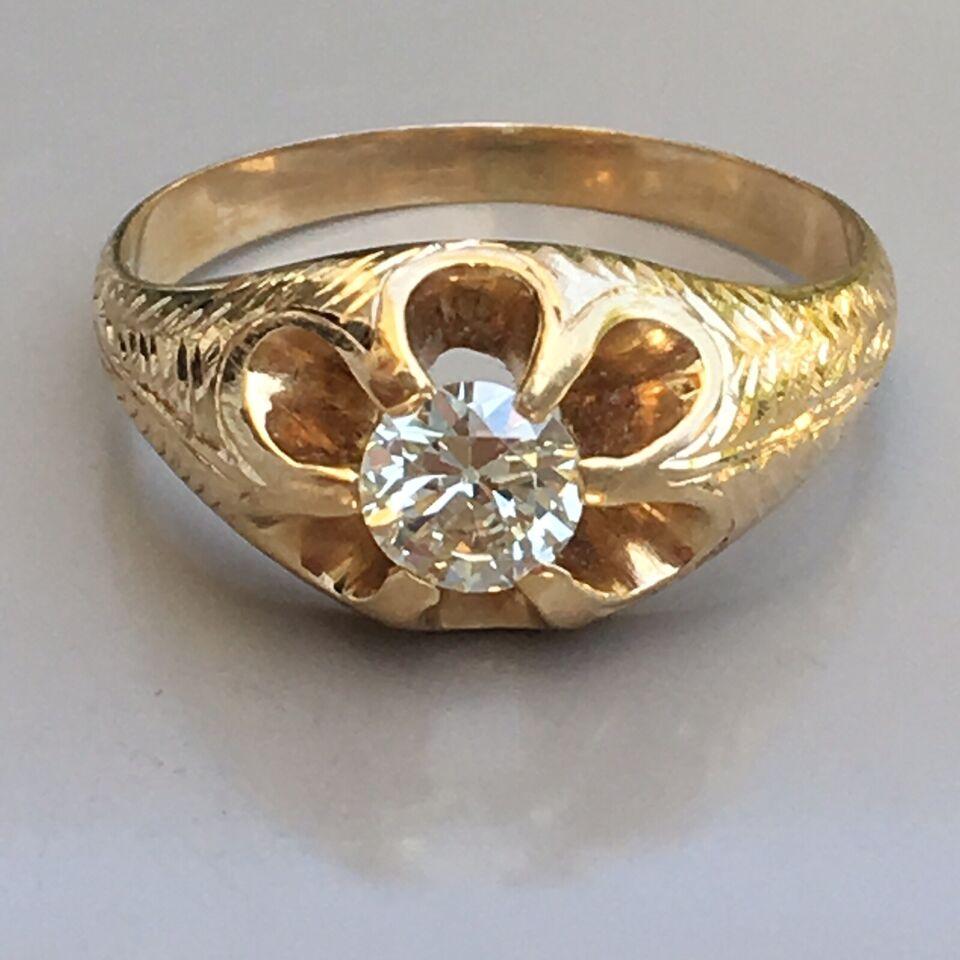 
1880s Victorian 14k Yellow Gold 0.55ct Diamond Antique Ring Hand Made Americn

 Old European Cut Diamond 5.2~5.5 mm by 2.9 mm appx weight of .55 Carat single stone 

With detailed engraving on 14 Karat gold mounting 
Finger size 7.25
Weighting 4.8
