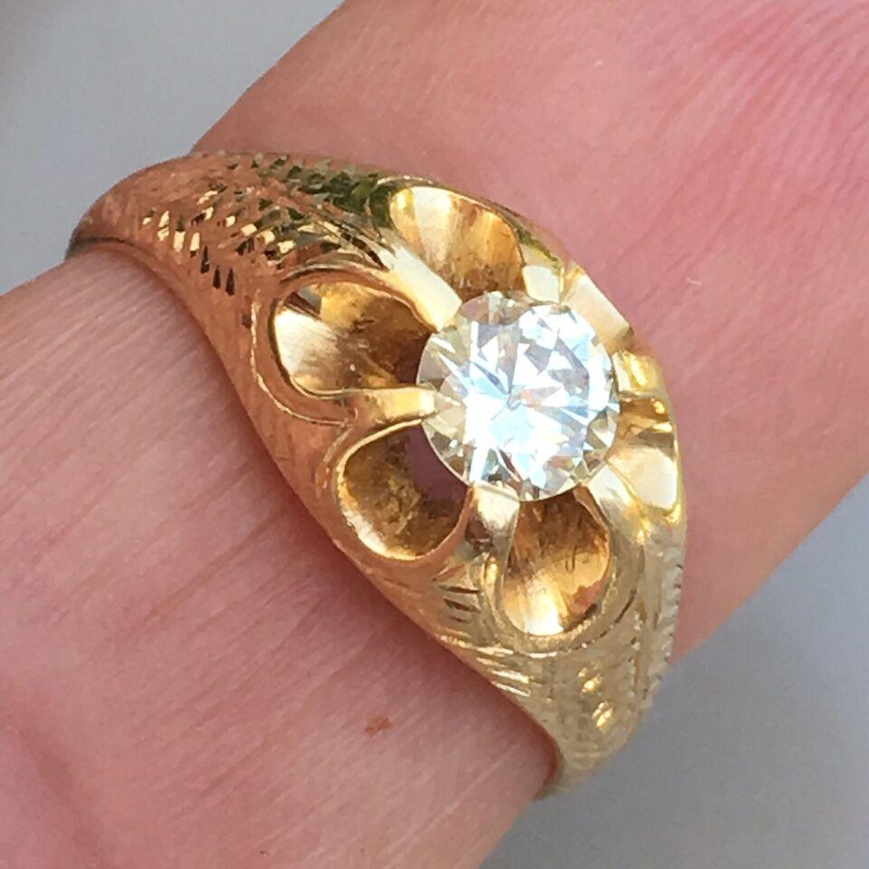 Bague victorienne des années 1880 en or jaune 14 carats avec diamant 0,55 carat, faite à la main, américaine Unisexe en vente