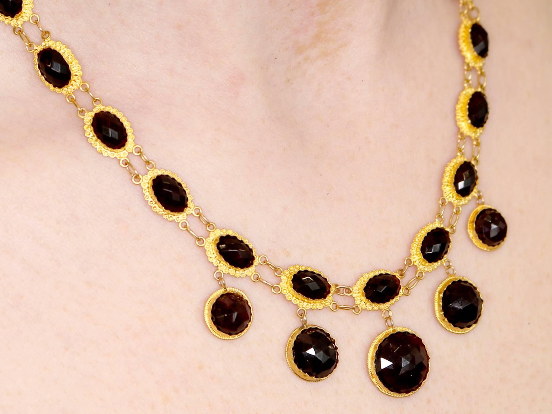 1880s Victorian 49.53 Carat Garnet and Yellow Gold Necklace 5