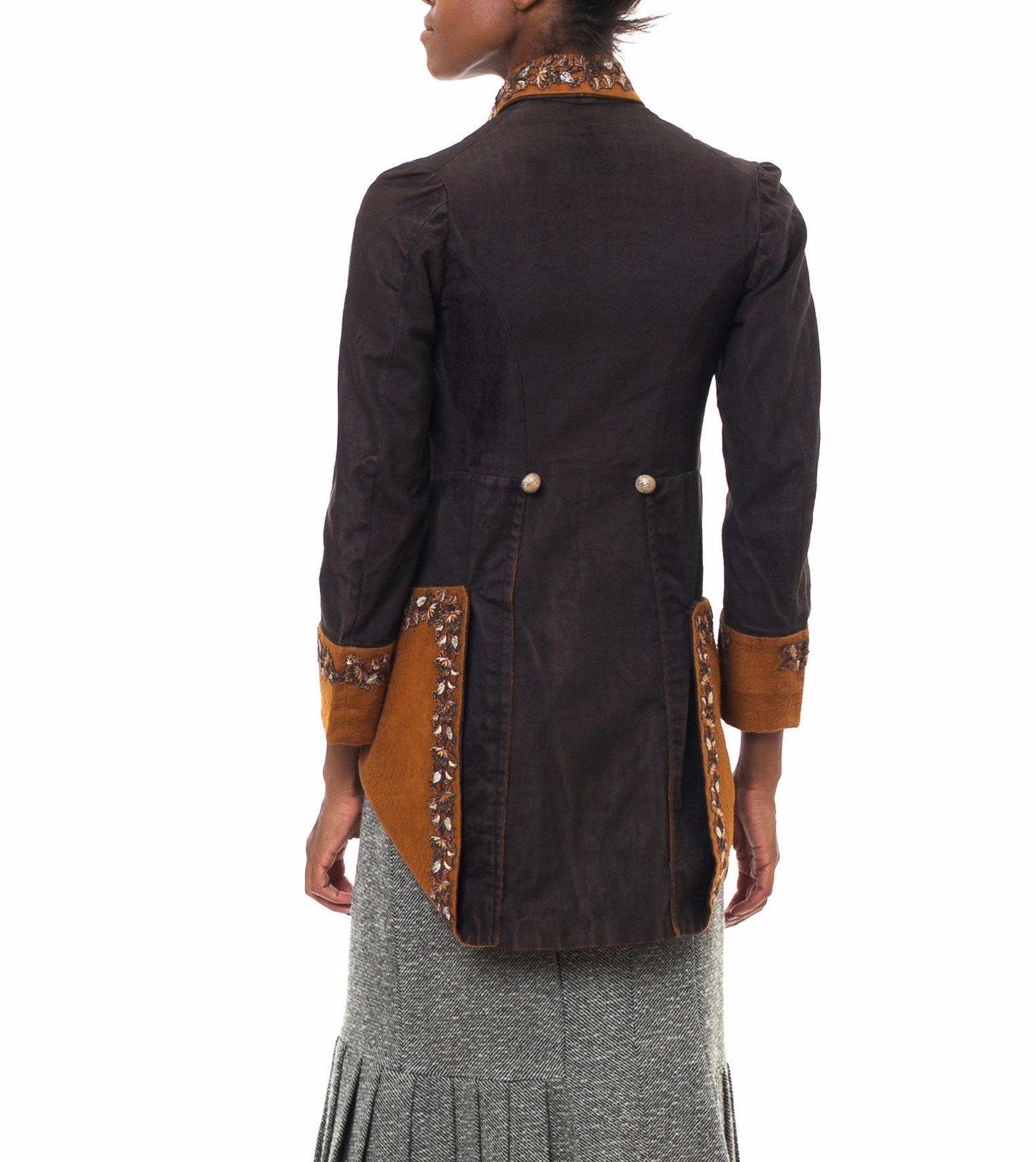 Redingote victorienne en velours de coton et de laine marron de style néo-renaissance des années 1880 Excellent état - En vente à New York, NY