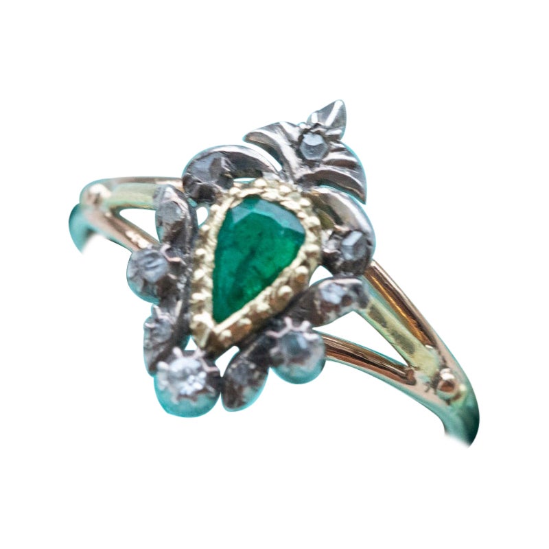 1880
s viktorianischen gekrönt Herz Smaragd Diamant-Ring in 14K Solid Gold Größe 8 US im Angebot