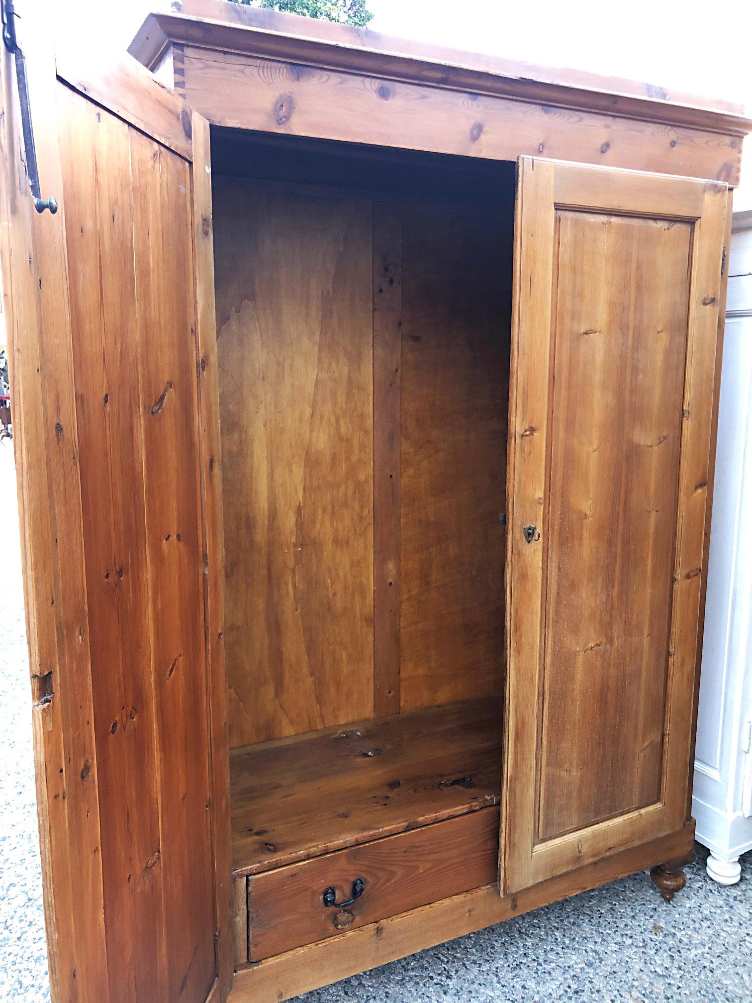 1880s Wardrobe Tuscan Fir with Two Doors Natural Color One Drawer 2