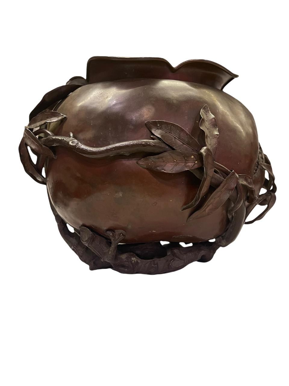 1883 Gorham Bronze Aesthetic Pomegranate Vase In Fair Condition In North Miami, FL