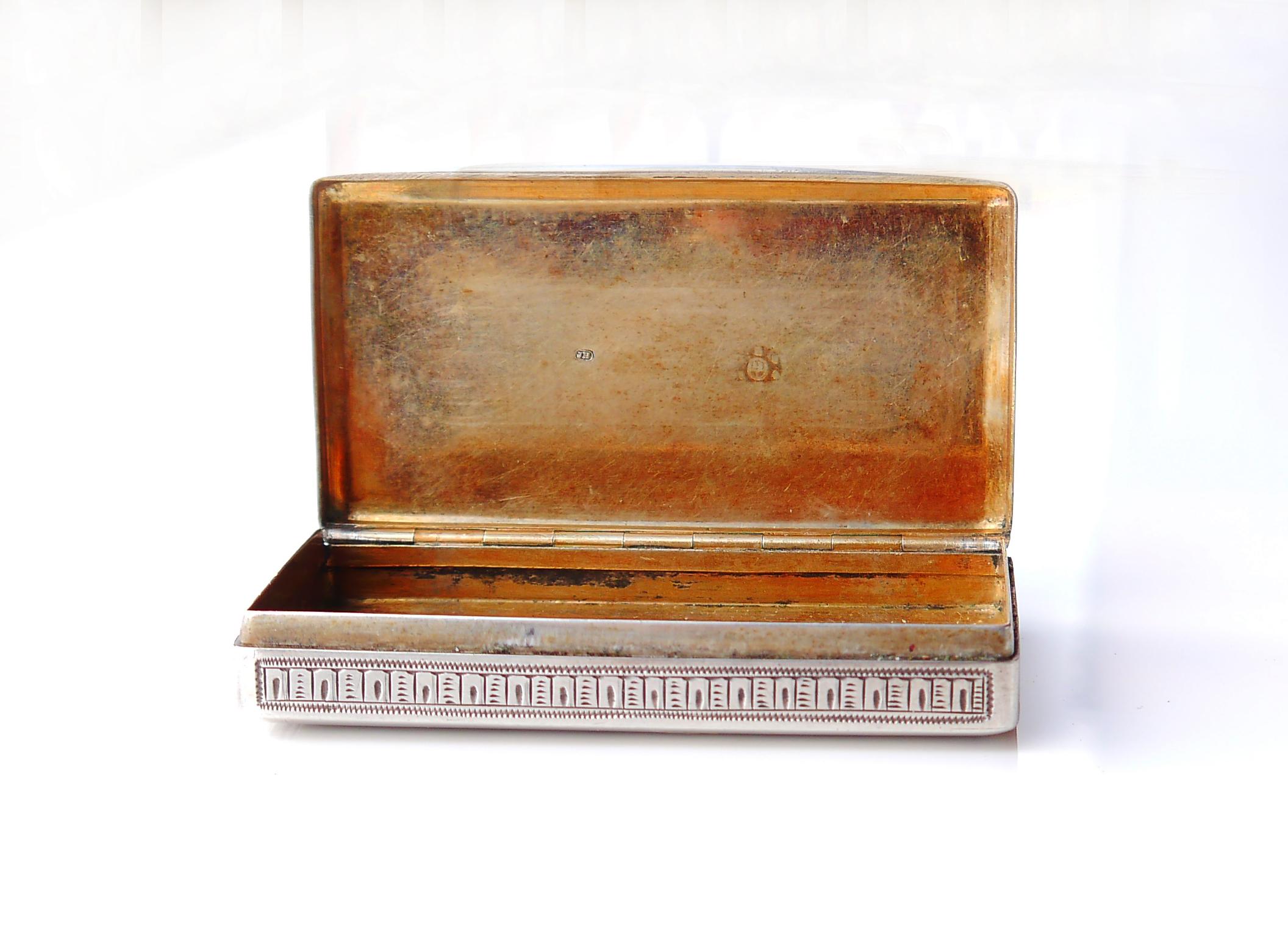 1884 Antiguo estuche de rapé austriaco húngaro de plata maciza 813 / 50gr. en venta 5