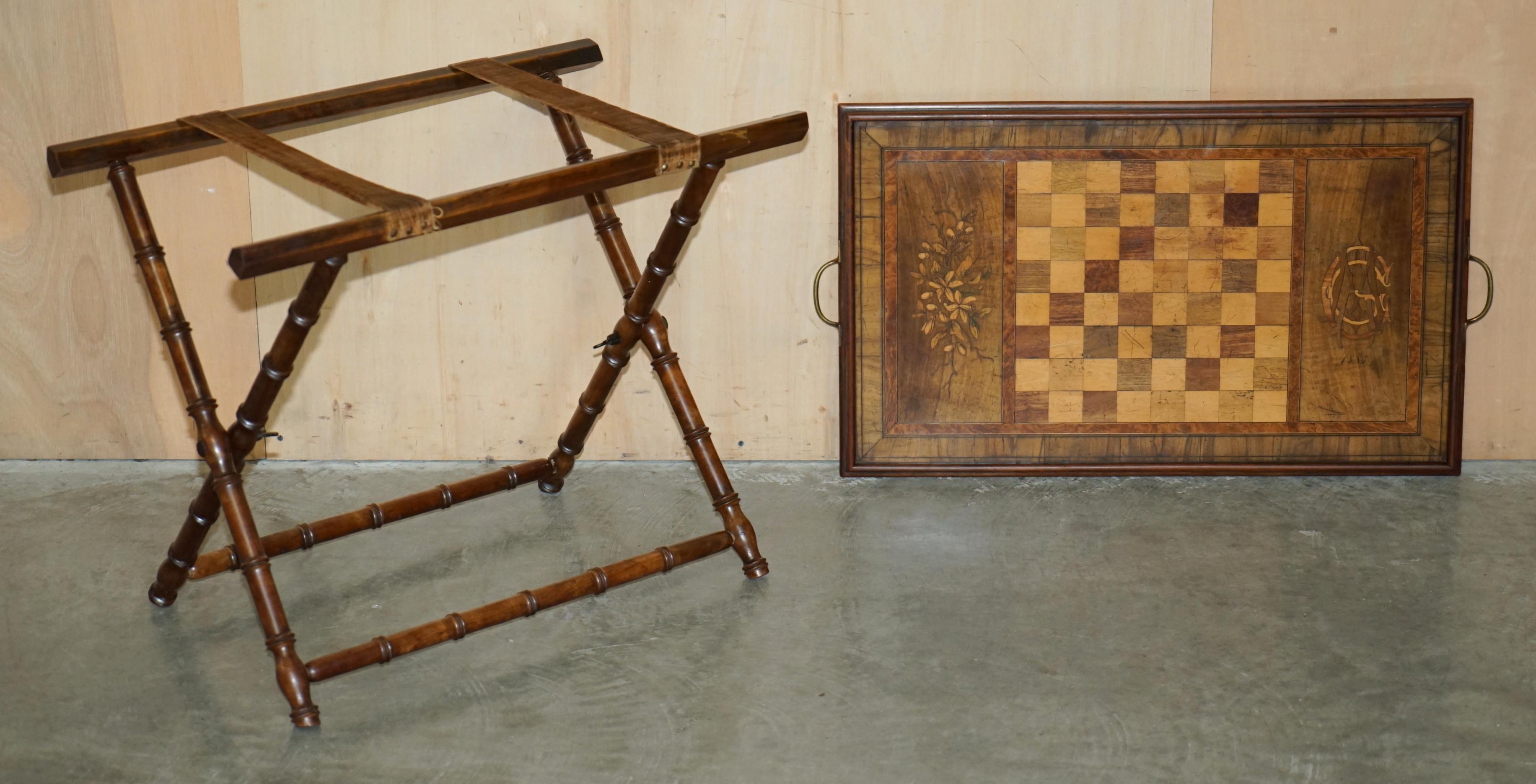 1885 DATED ANTiQUE WALNUT HARDWOOD CHESSBOARD FOLDING GAMES CHESS TRAY TABLE For Sale 7