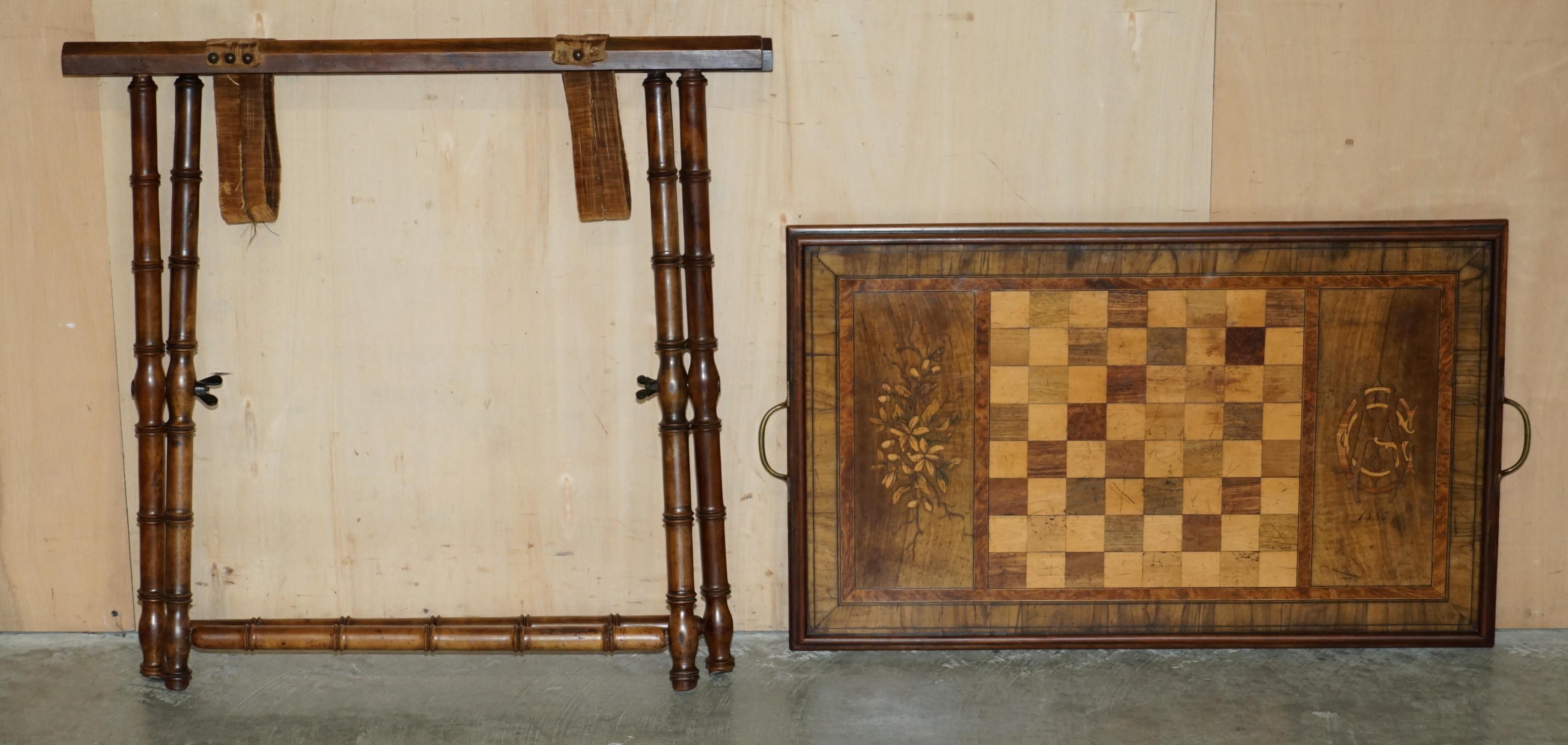 1885 DATED ANTiQUE WALNUT HARDWOOD CHESSBOARD FOLDING GAMES CHESS TRAY TABLE For Sale 8