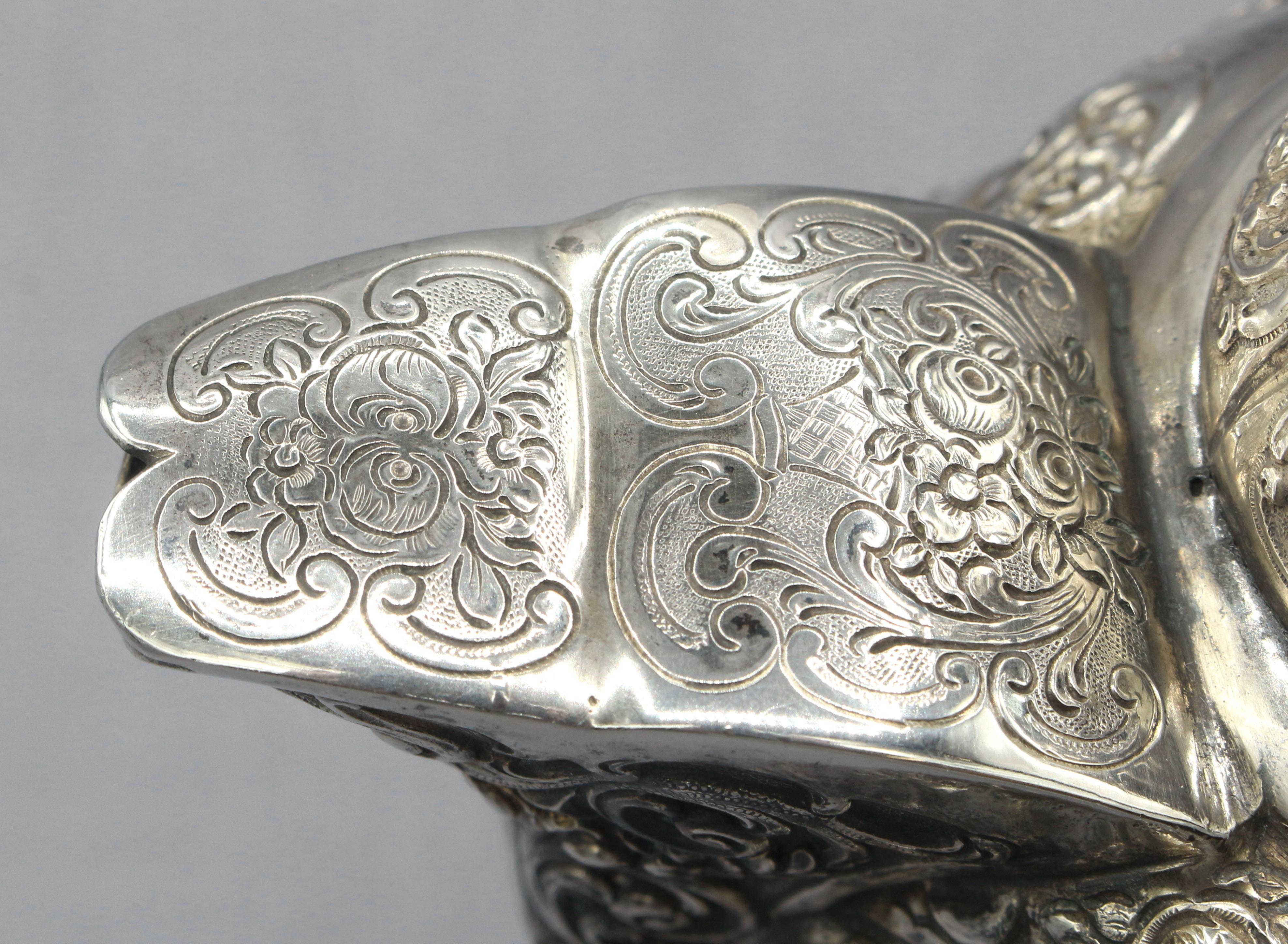 1886-1891 German Renaissance Revival Silver Tea & Coffee Service For Sale 8