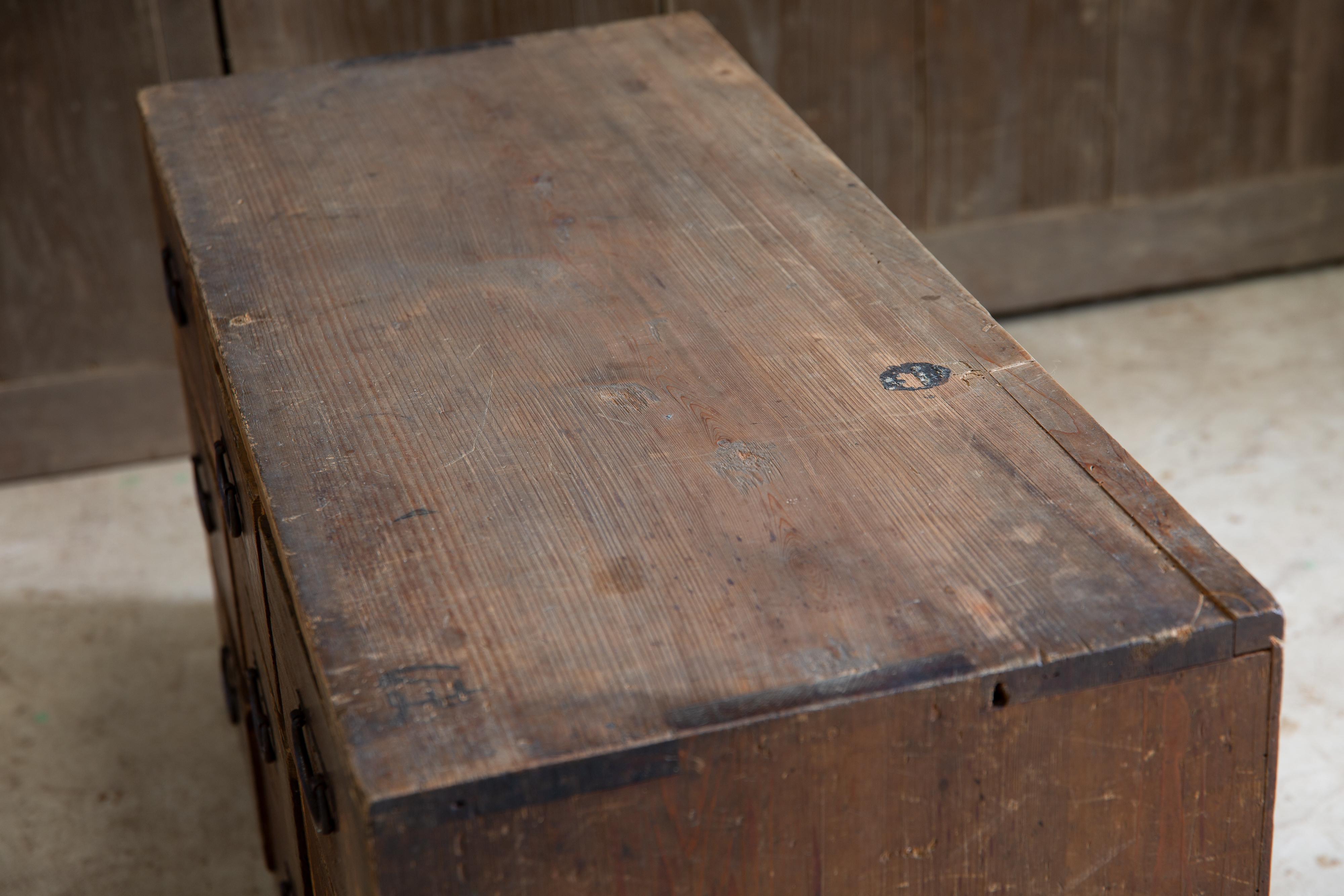 1886 (Meiji 19) Japanese antique dougu tansu, tool chest of drawers wabi sabi For Sale 5
