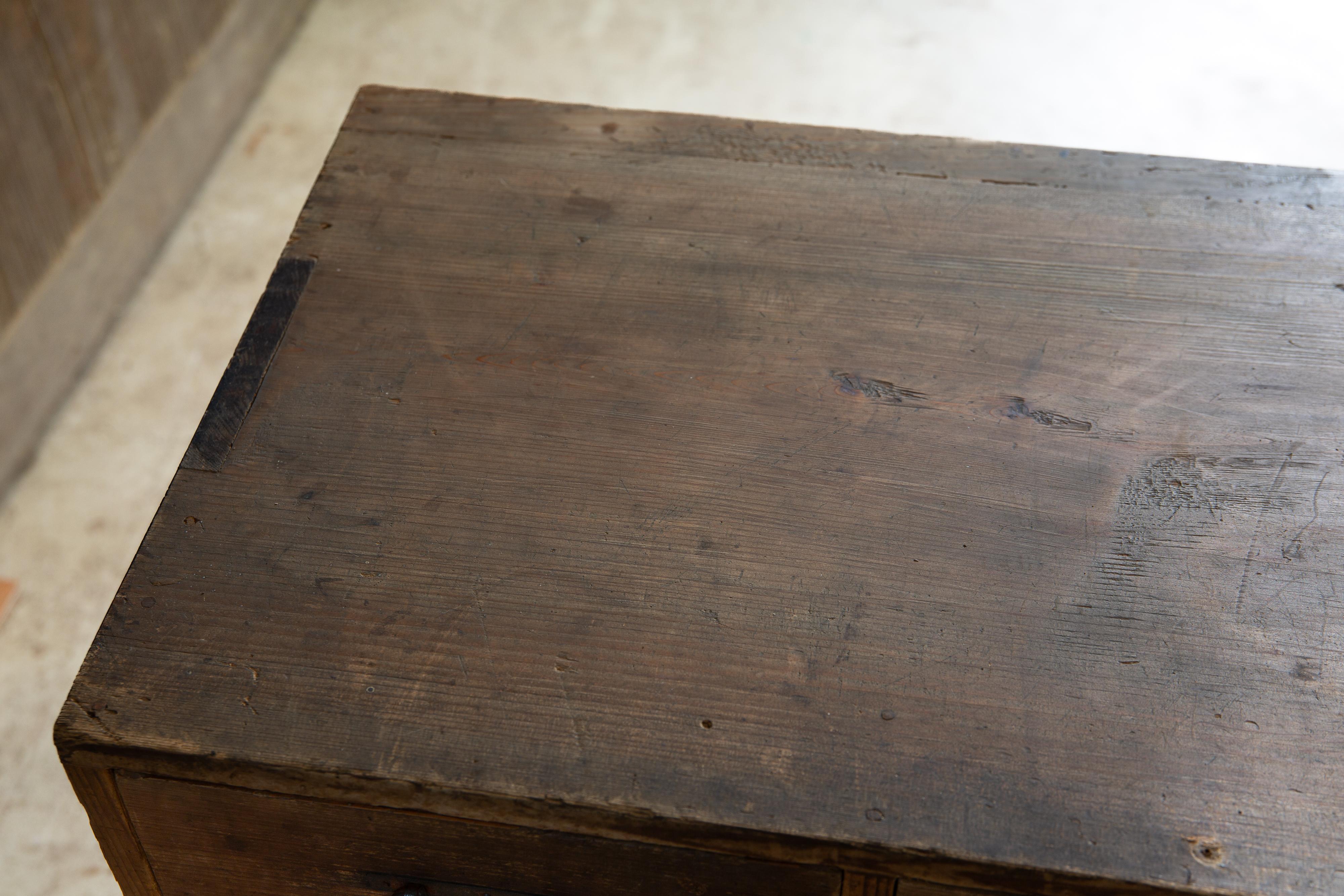 1886 (Meiji 19) Japanese antique dougu tansu, tool chest of drawers wabi sabi For Sale 6
