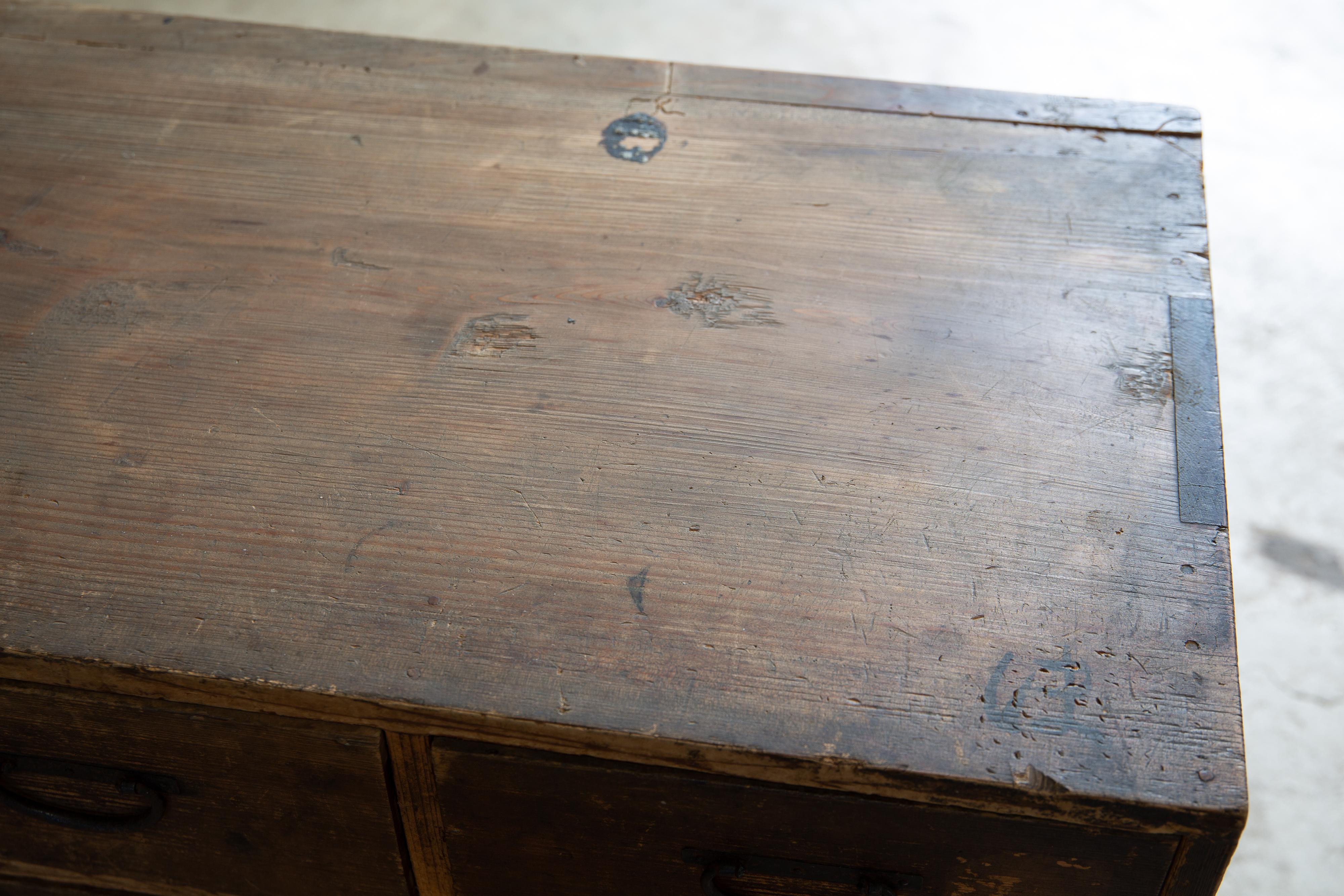 1886 (Meiji 19) Japanese antique dougu tansu, tool chest of drawers wabi sabi For Sale 7
