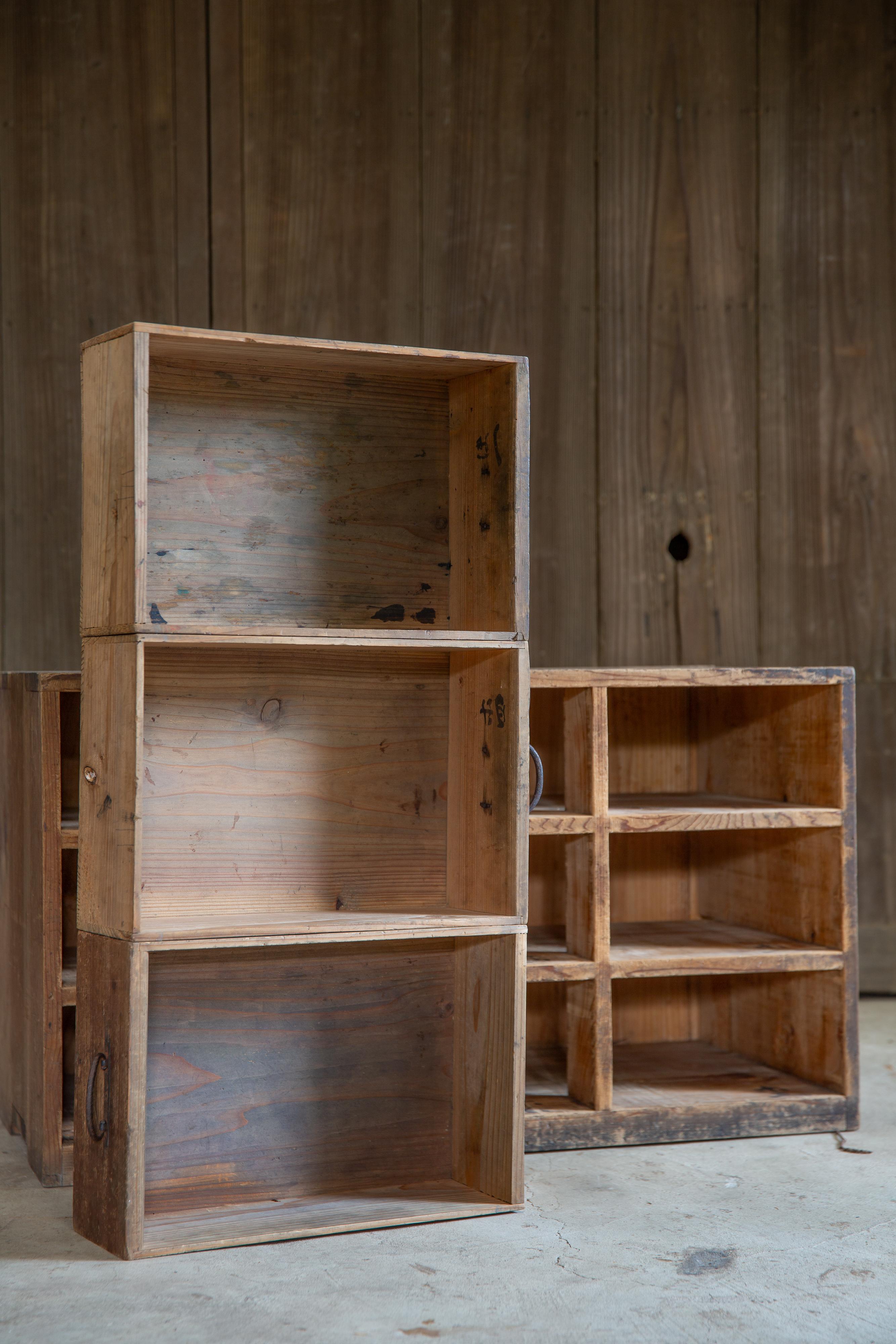 1886 (Meiji 19) Japanese antique dougu tansu, tool chest of drawers wabi sabi For Sale 10