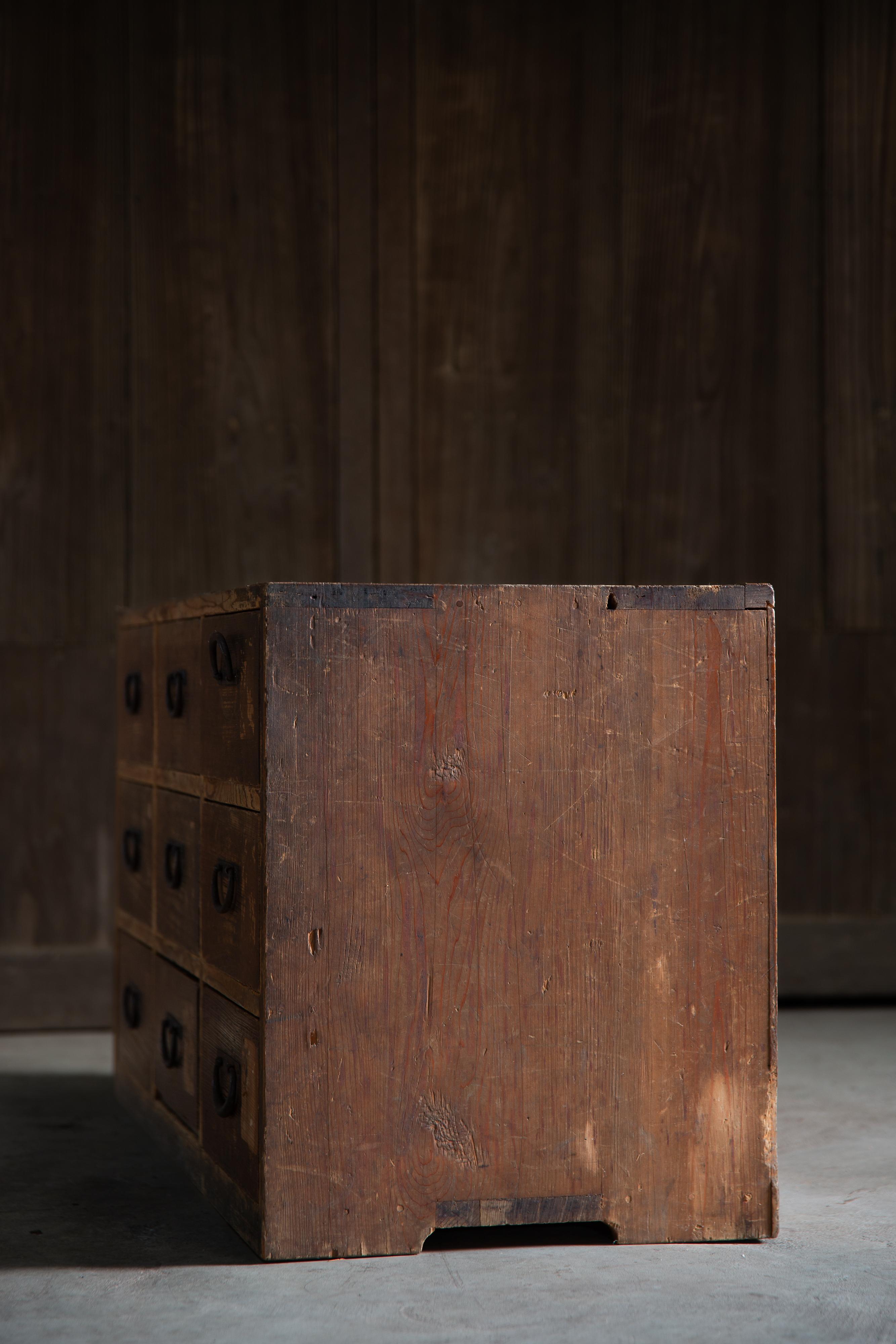 1886 (Meiji 19) Japanese antique dougu tansu, tool chest of drawers wabi sabi For Sale 1