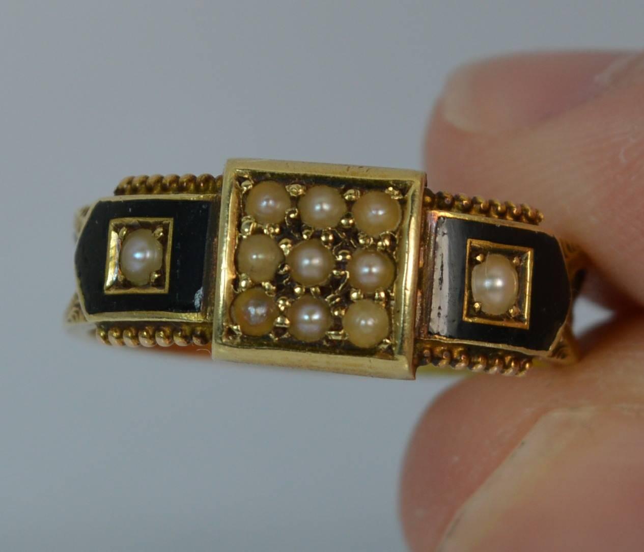 1887 Victorian 15 Carat Gold Enamel Pearl and Braided Hair Mourning Ring In Excellent Condition In St Helens, GB