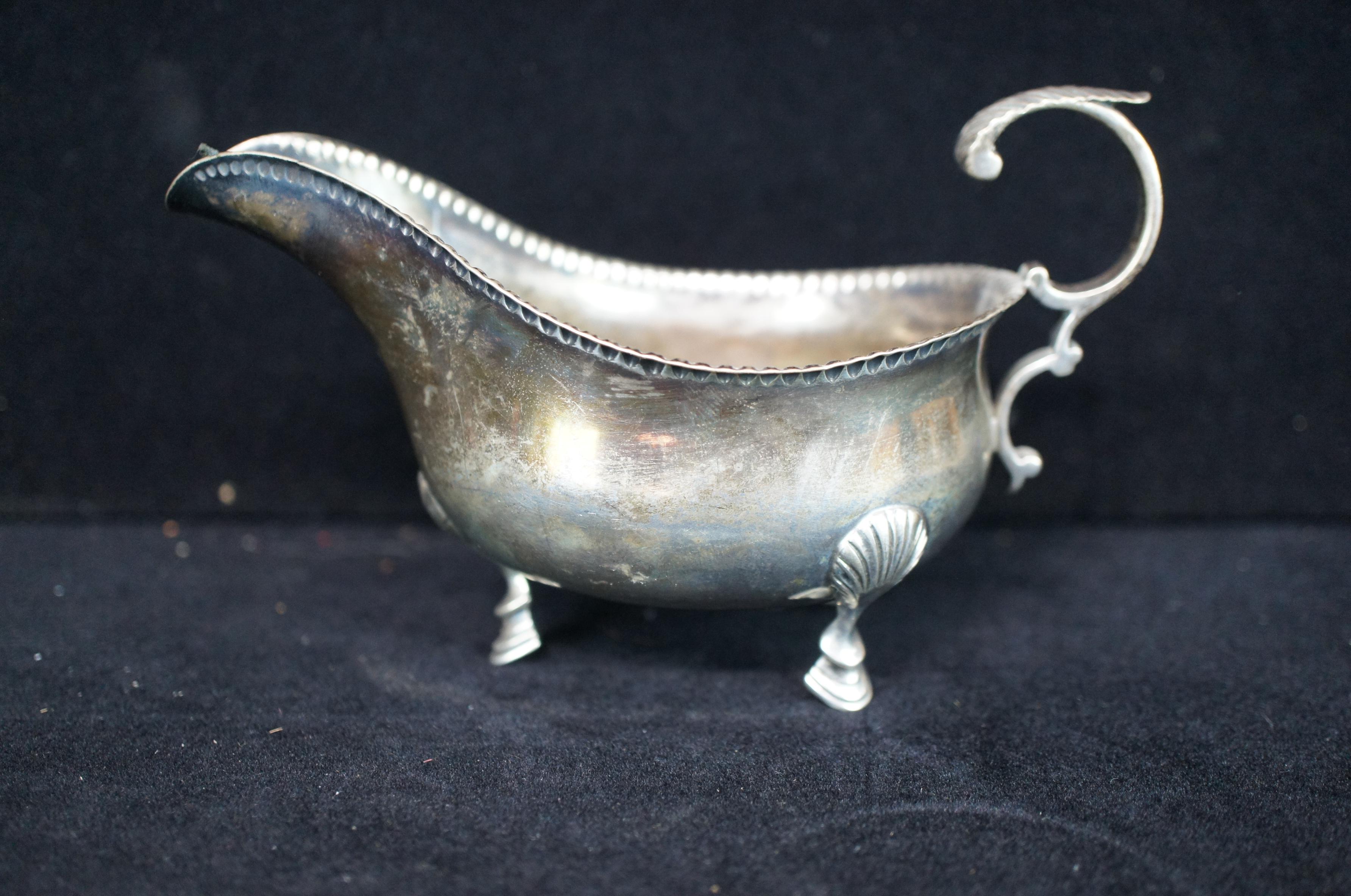 Late 19th Century 1889 Antique Adolph Newsalt Sterling Silver Sauce Boat Georgian Creamer 97g For Sale