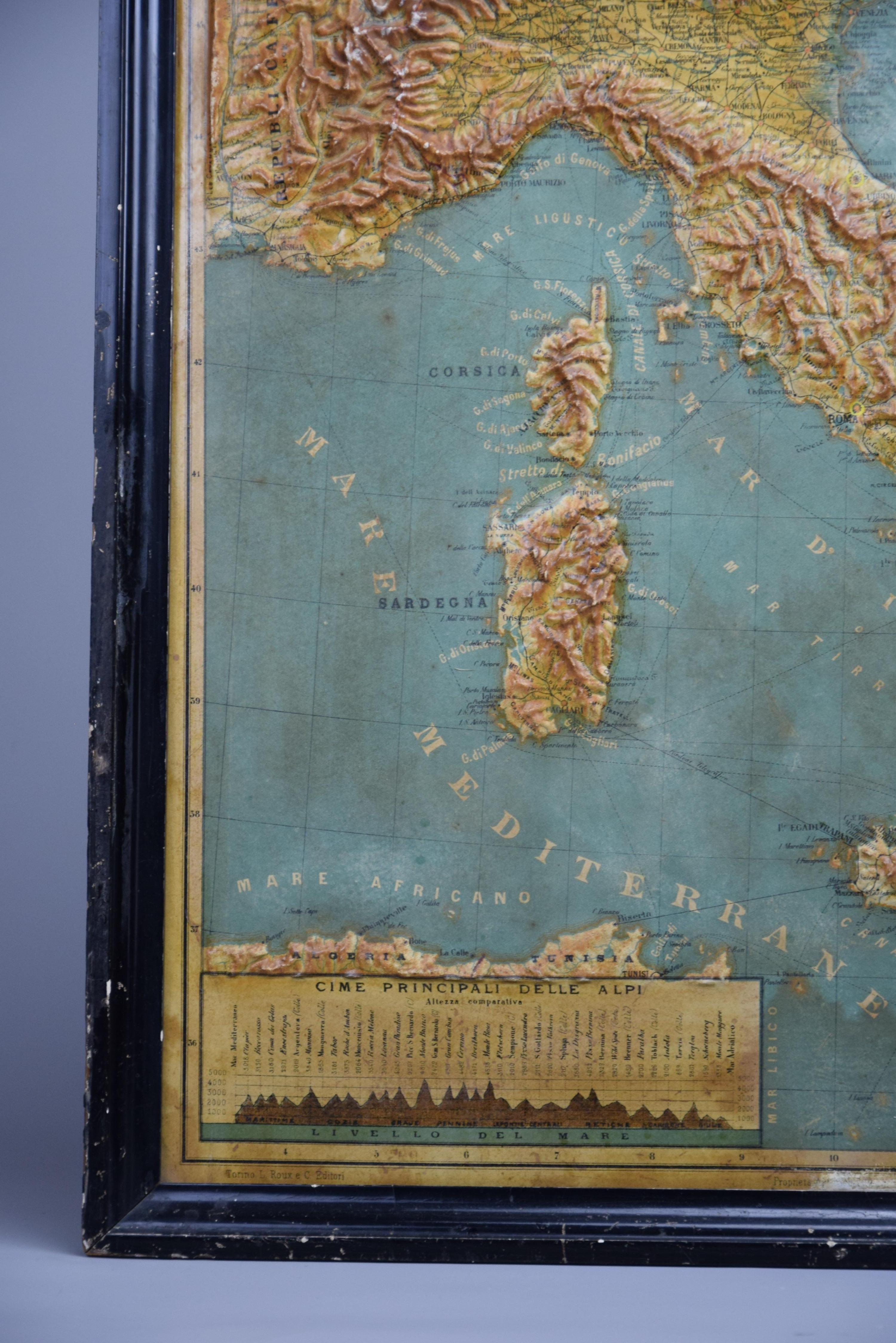 1889 Karte von Italien in 3D-Relief im Angebot 4