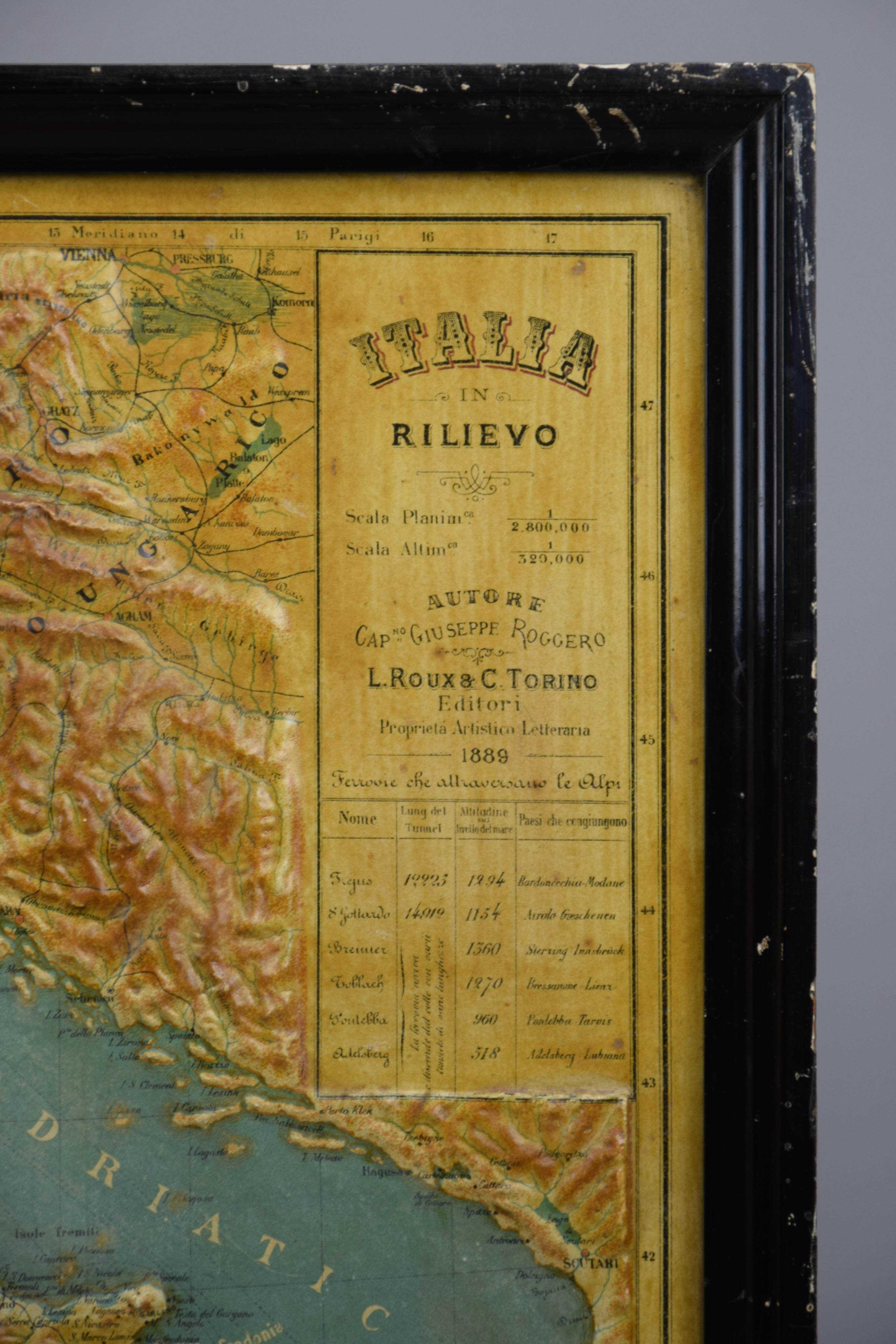 1889 Karte von Italien in 3D-Relief (Europäisch) im Angebot