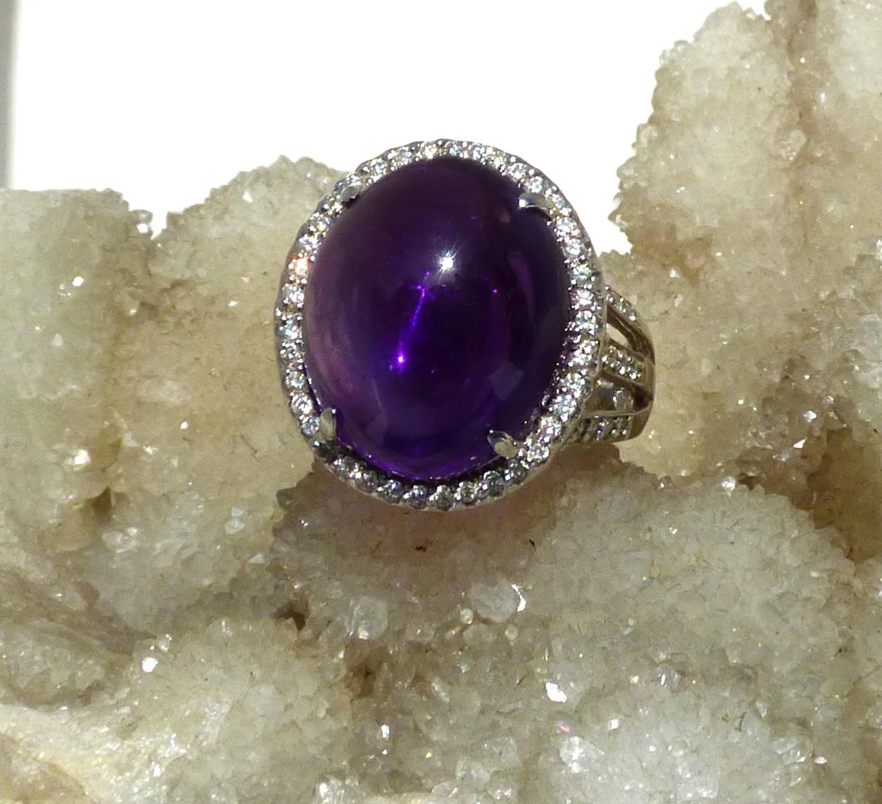 18.8ct Oval Cabochon Amethyst and Diamond Cluster Ring For Sale 4