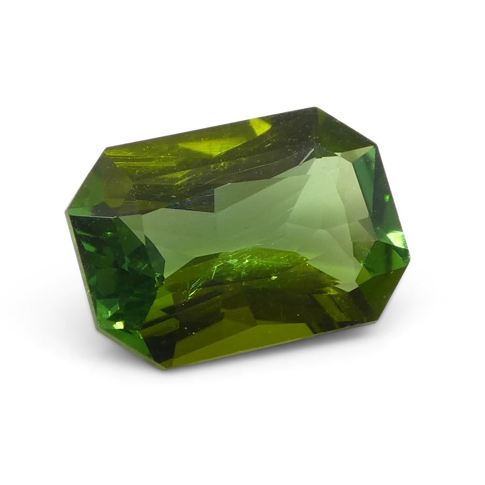 1.88ct Scissor Cut/Octagonal Green Tourmaline Unisexe en vente