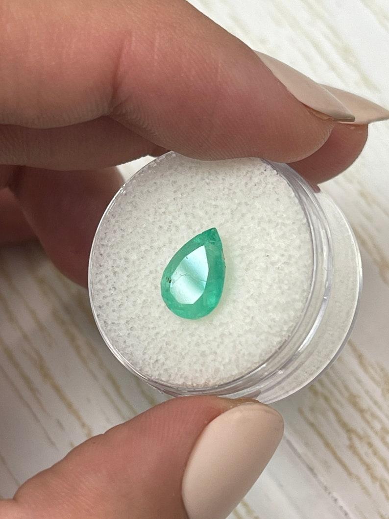 De las mujeres Esmeralda verde colombiana de 1,89 quilates 10,6x7,4 - Lágrima talla pera Birthstone de mayo en venta