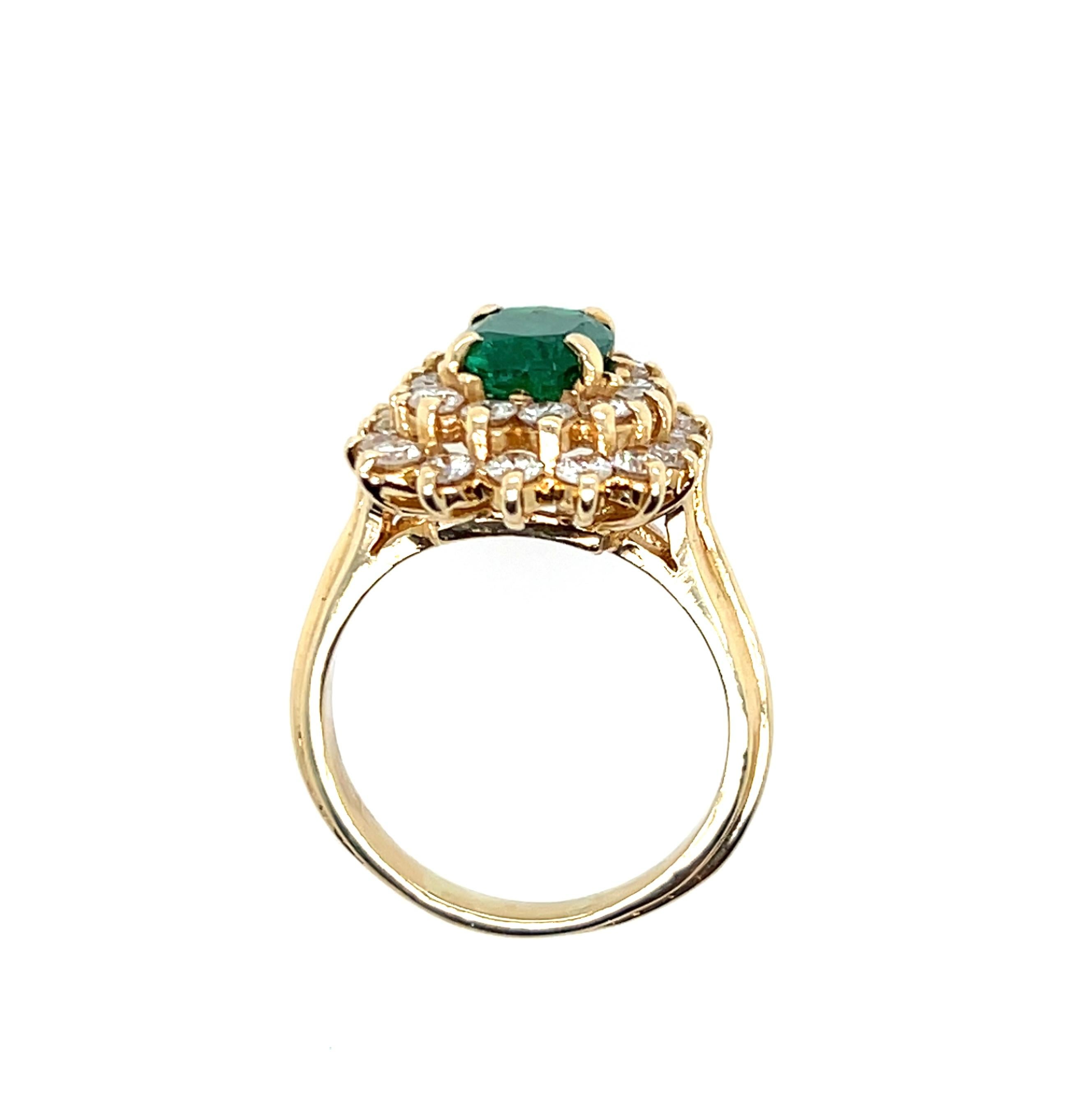 1,89 Karat Smaragd- und Diamant-Cluster-Ring 3
