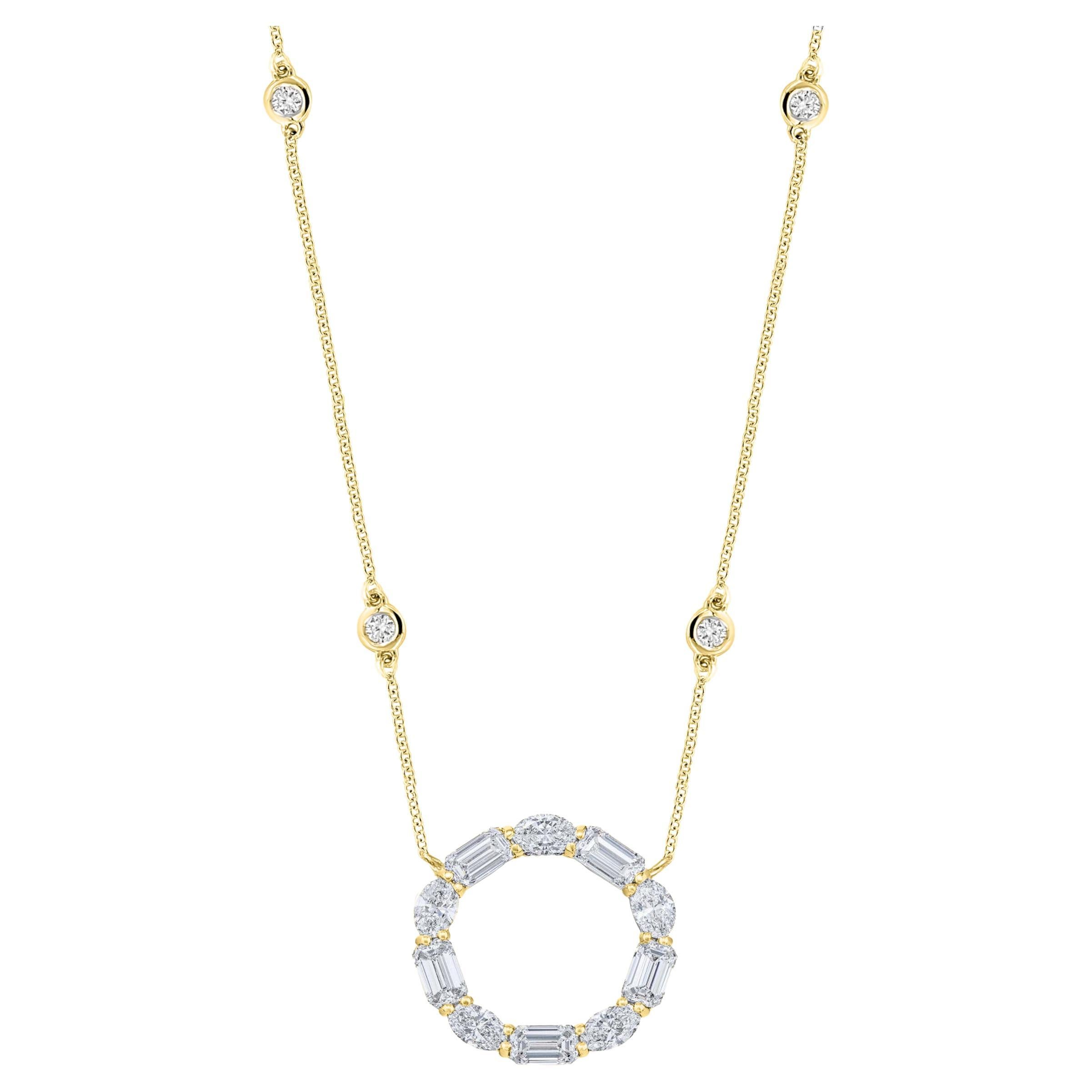1.89 Carat Mixed Shape Diamond Circle Pendant Necklace in 14k Yellow Gold