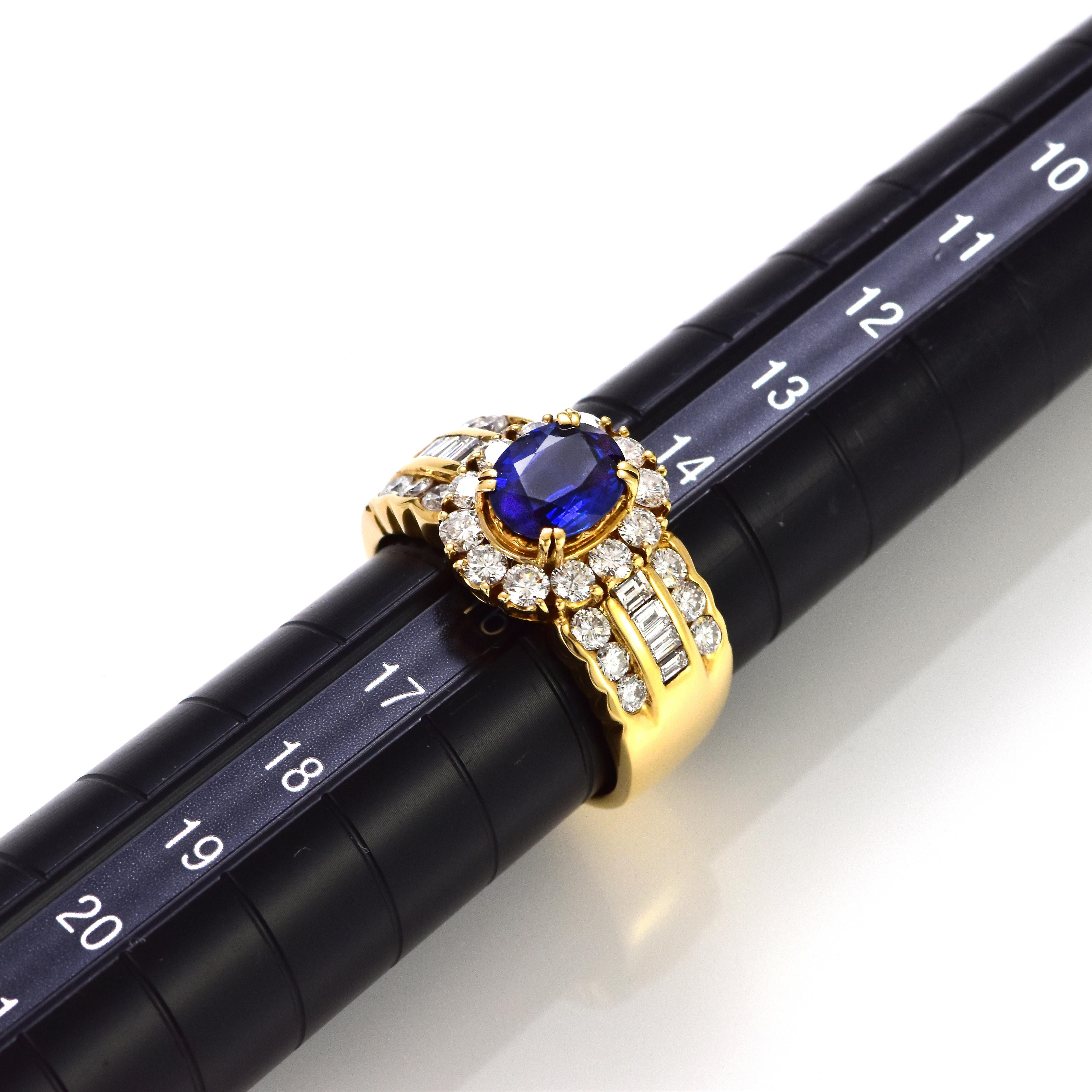 1.89 Carat Natural Royal Blue Sapphire & Diamond Ring Made in 18 Karat Gold For Sale 4