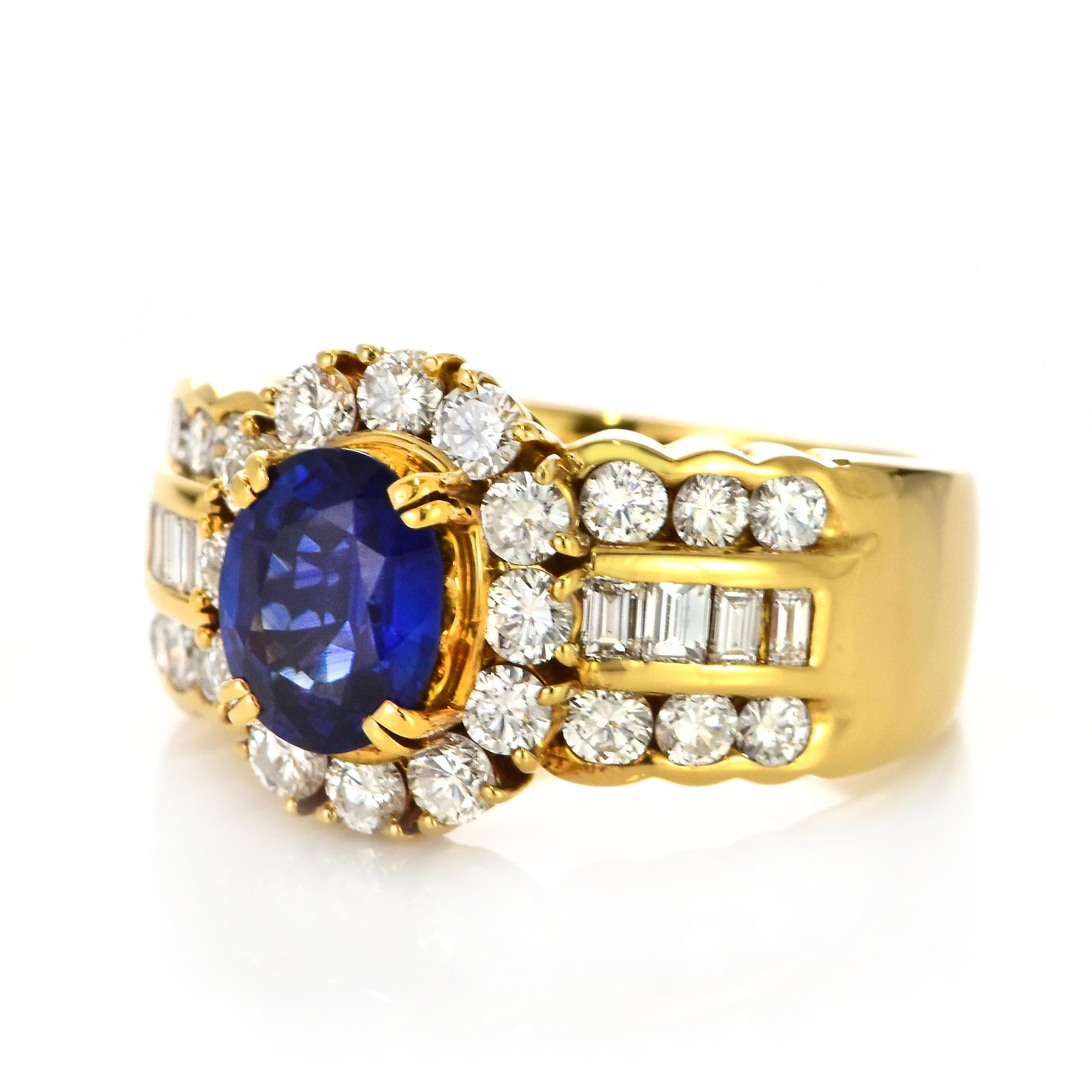 1.89 Carat Natural Royal Blue Sapphire & Diamond Ring Made in 18 Karat Gold For Sale 1